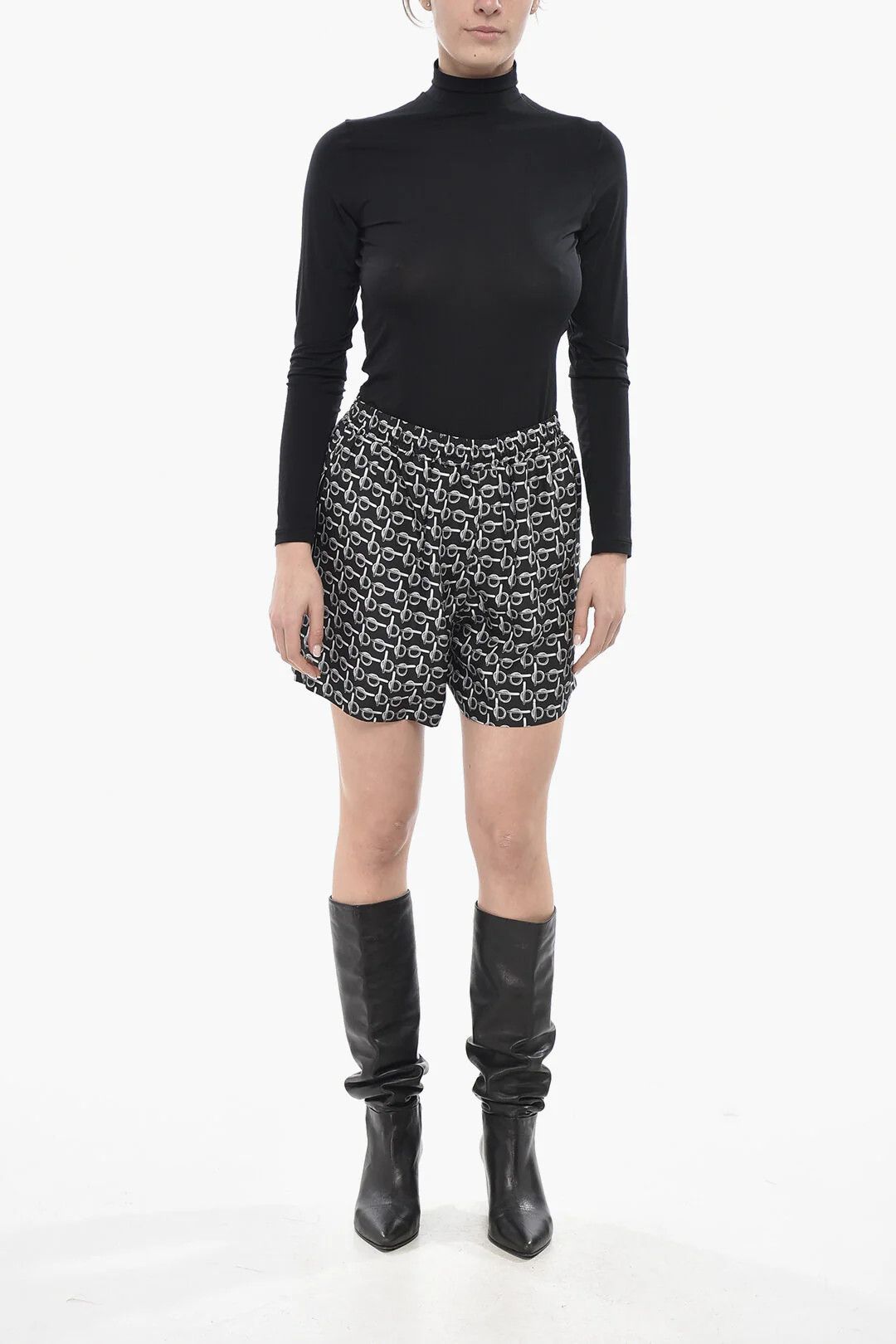Burberry og1mm0426 Printed Silk Short in Black Size 27" / US 4 / IT 40 - 4 Thumbnail