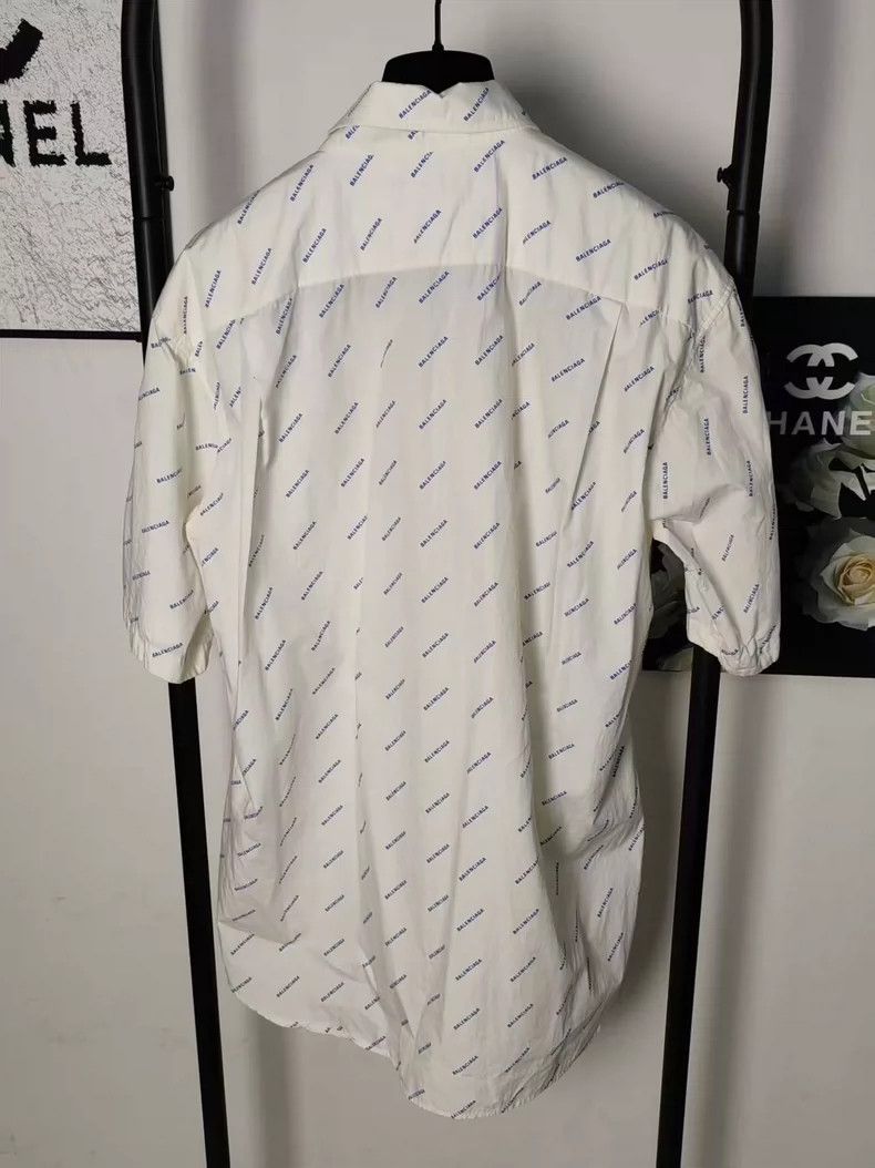 Balenciaga Balenciaga size 38 Bullet Screen Printed Short Sleeve Shir Size L / US 10 / IT 46 - 2 Thumbnail