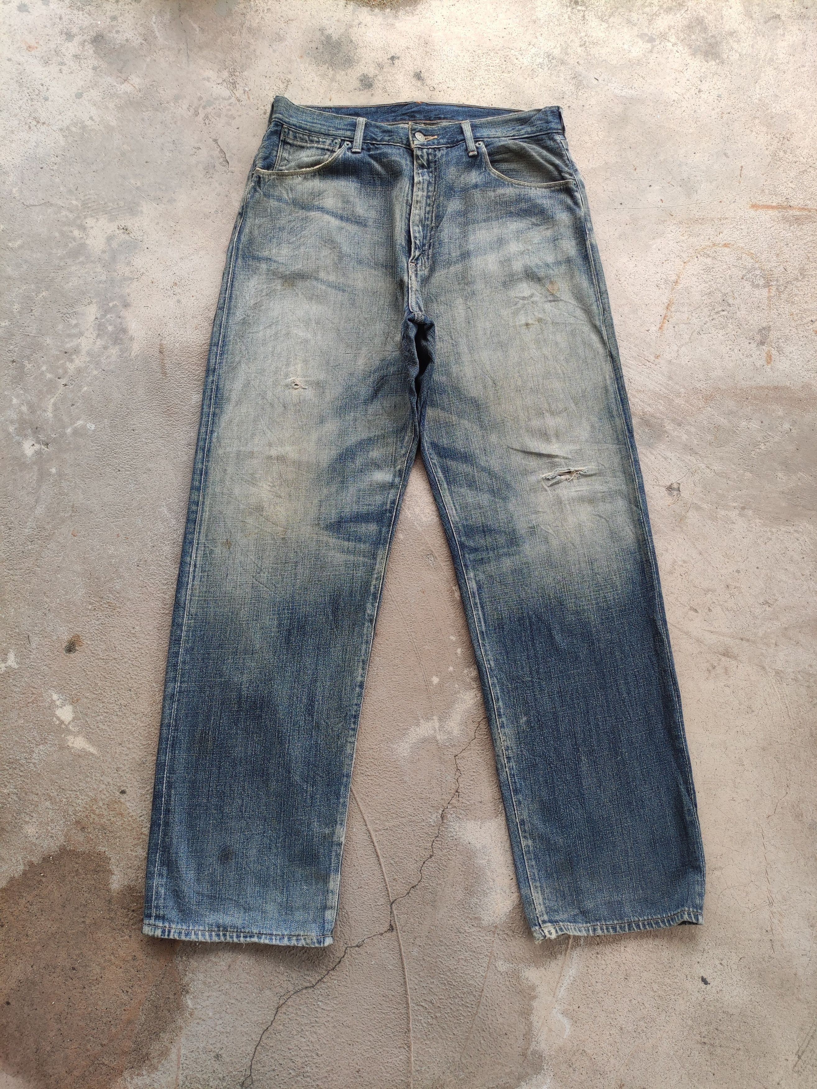 Levi's Vintage Levis 554 Baggy Denim Distressed Faded Jean Size US 36 / EU 52 - 1 Thumbnail