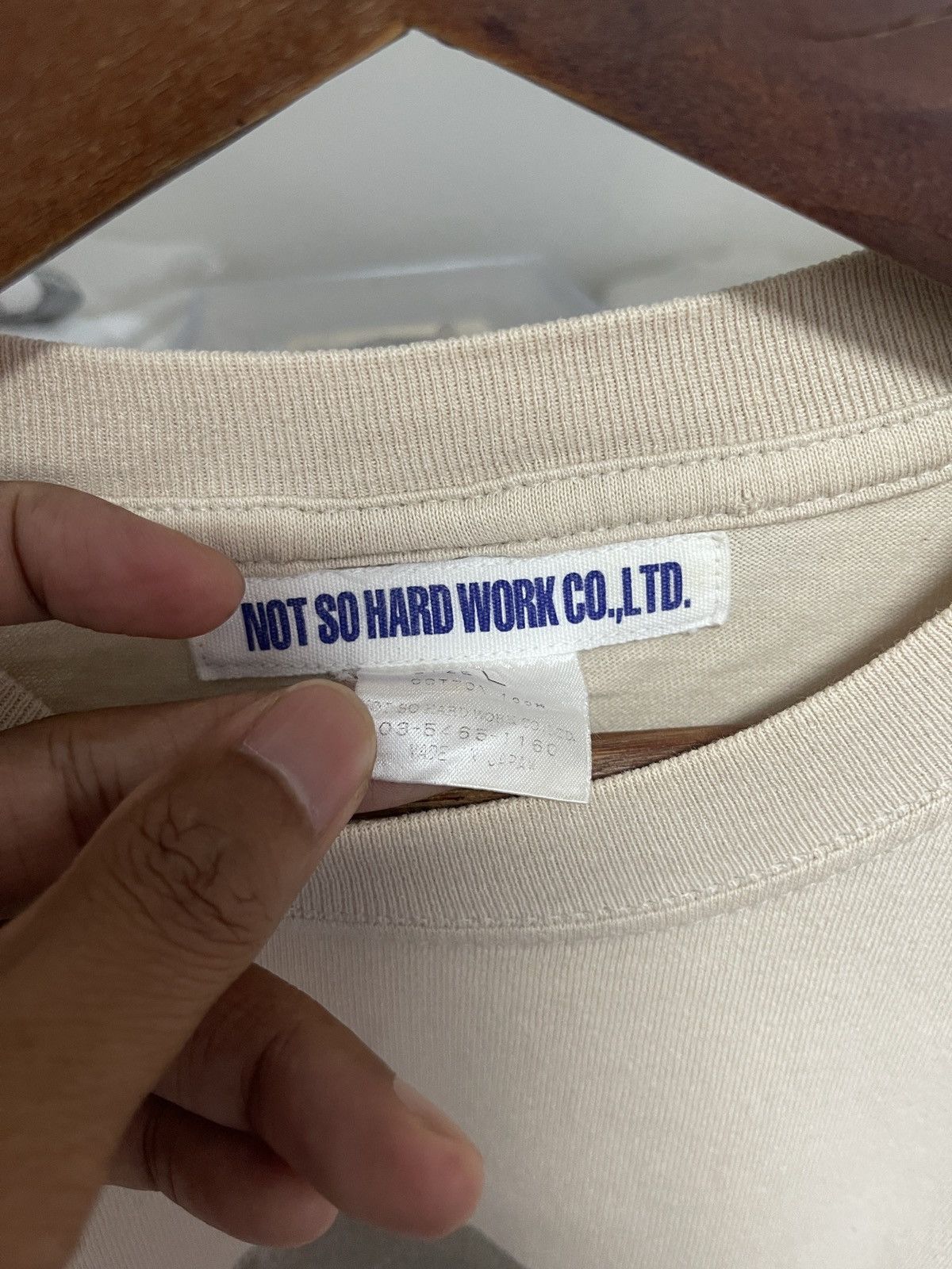 Ts(S) Ts (S) Not so hard work Japan brand Graphic Tee Size US L / EU 52-54 / 3 - 10 Thumbnail