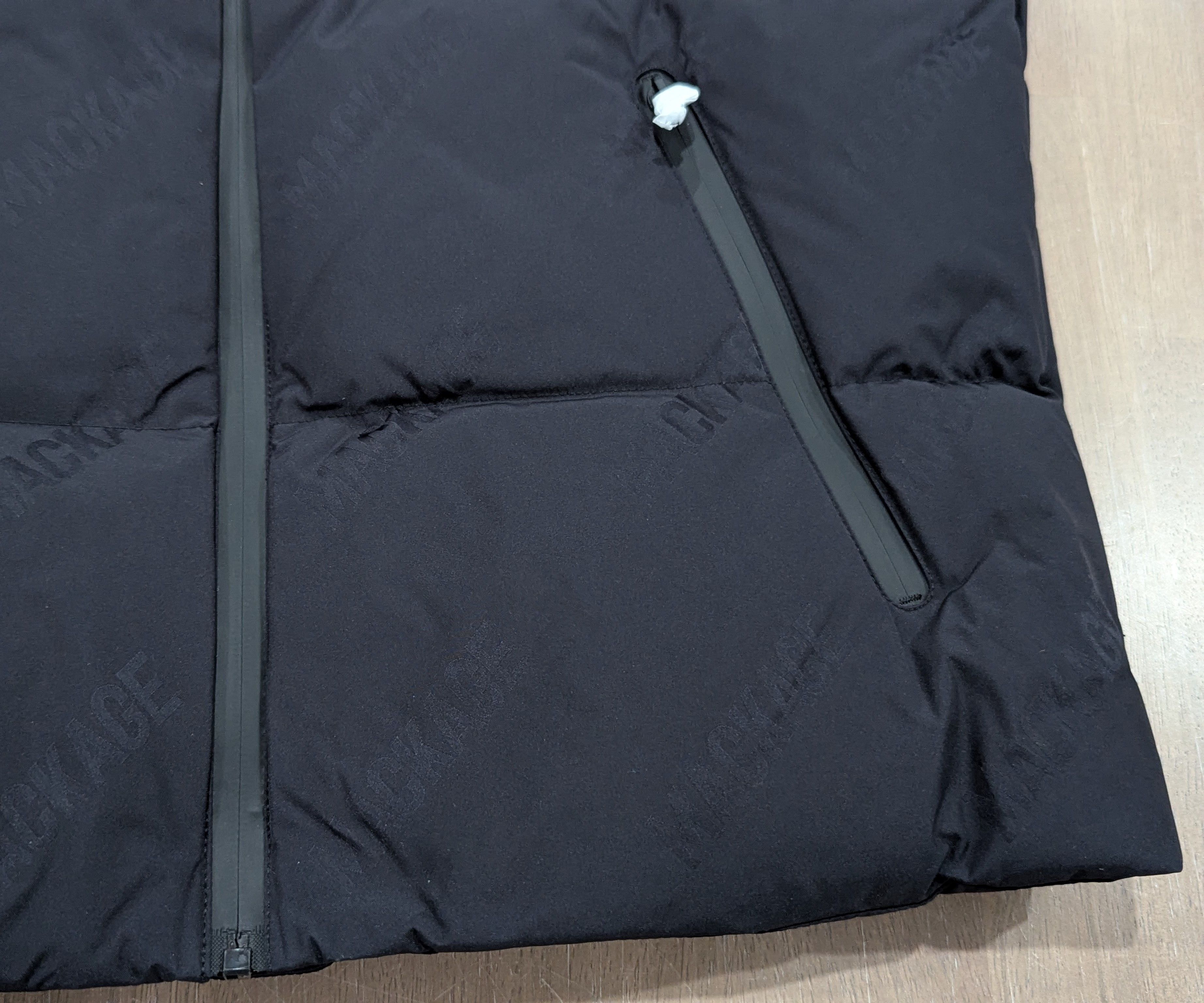 Mackage MACKAGE "Larry" Jacquard Logo Down Vest Black XL Size US XL / EU 56 / 4 - 3 Thumbnail
