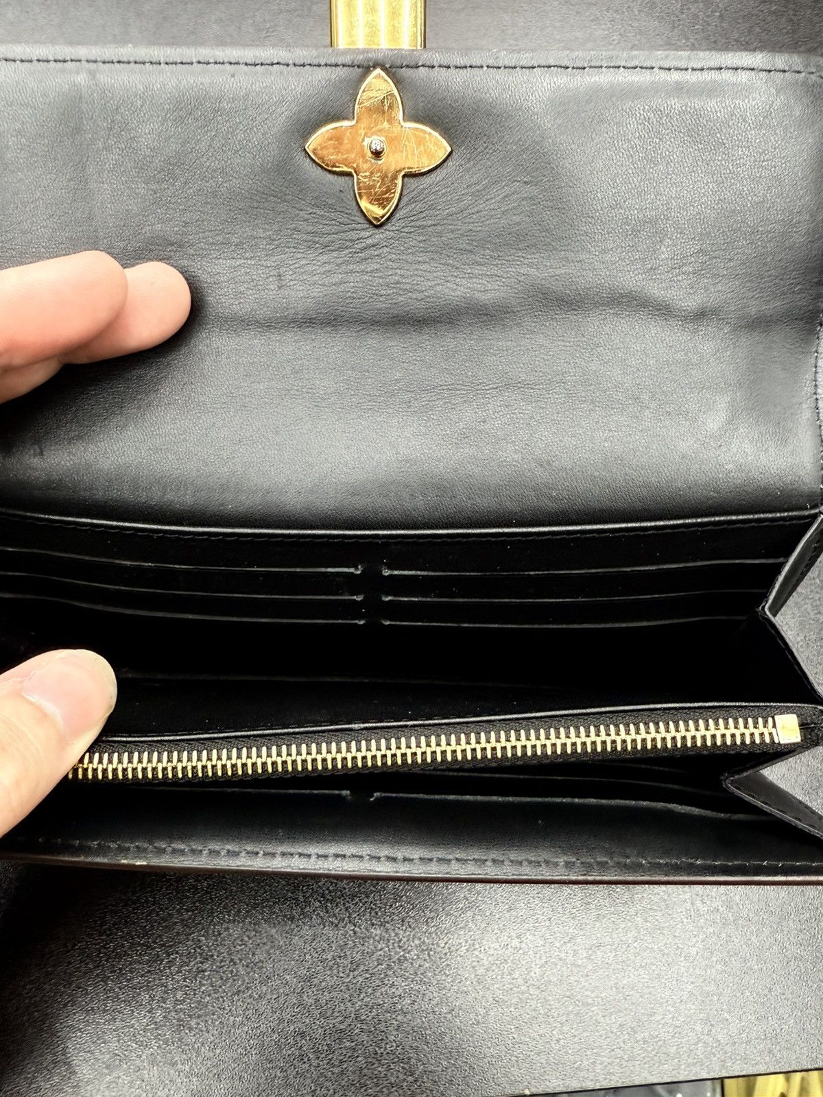 Louis Vuitton Louis Vuitton Monogram Brown Flap Wallet Clutch Gold Lock Size ONE SIZE - 16 Thumbnail