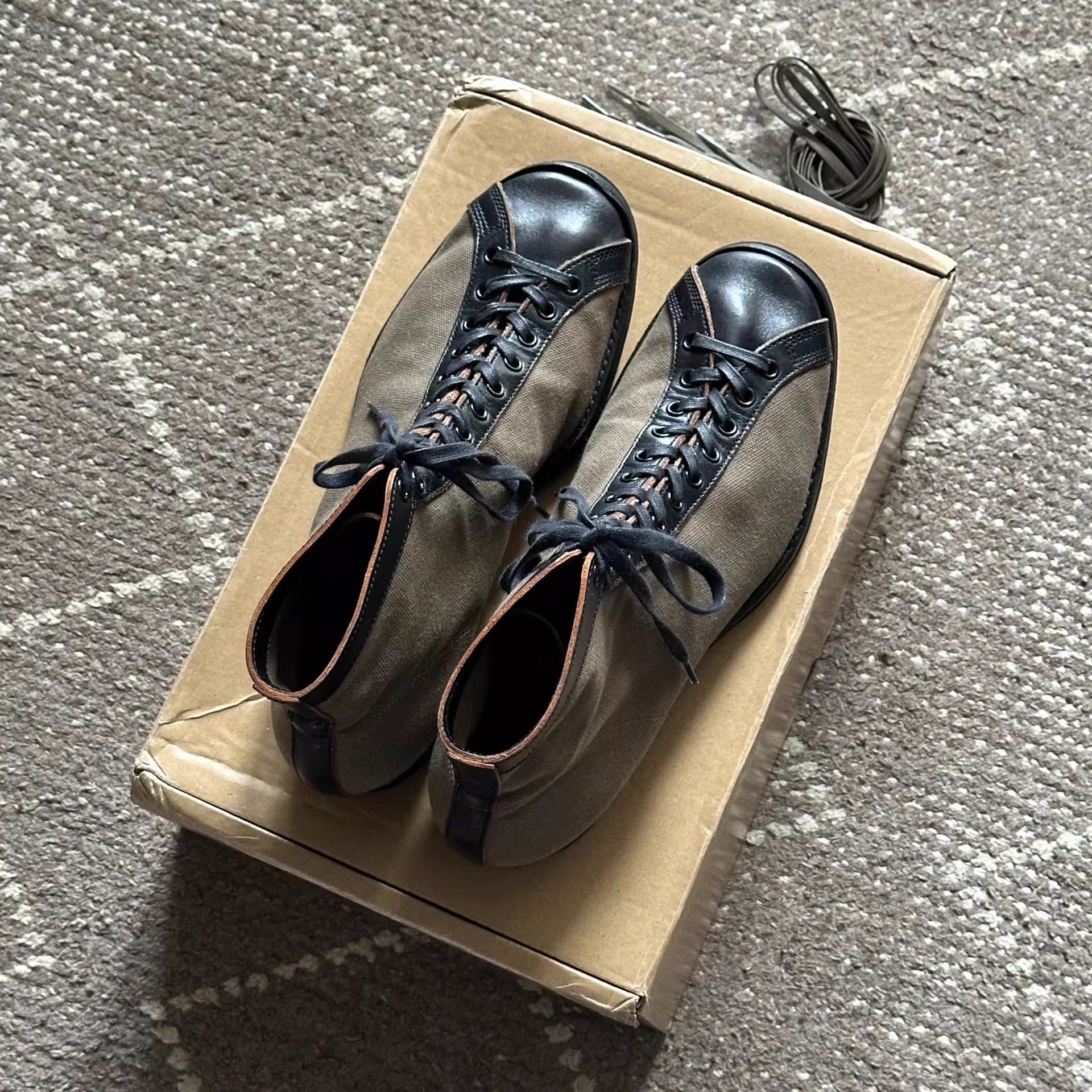 Clinch Boots Clinch x BSW Horsehide Boxing Boots Size US 8.5 / EU 41-42 - 2 Thumbnail