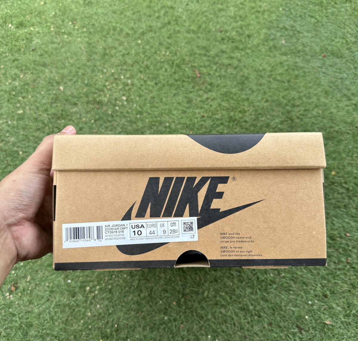 Nike AIR JORDAN 1 ZOOM AIR HIGH SNEAKERS Size US 10 / EU 43 - 12 Thumbnail