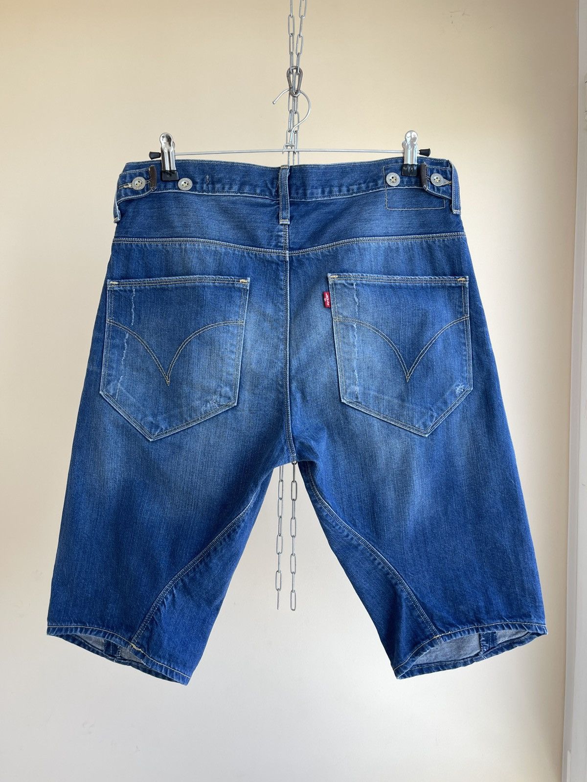 Levi's Engineered Jeans Twisted Seam Denim Shorts Vintage 2000s Size US 32 / EU 48 - 2 Thumbnail