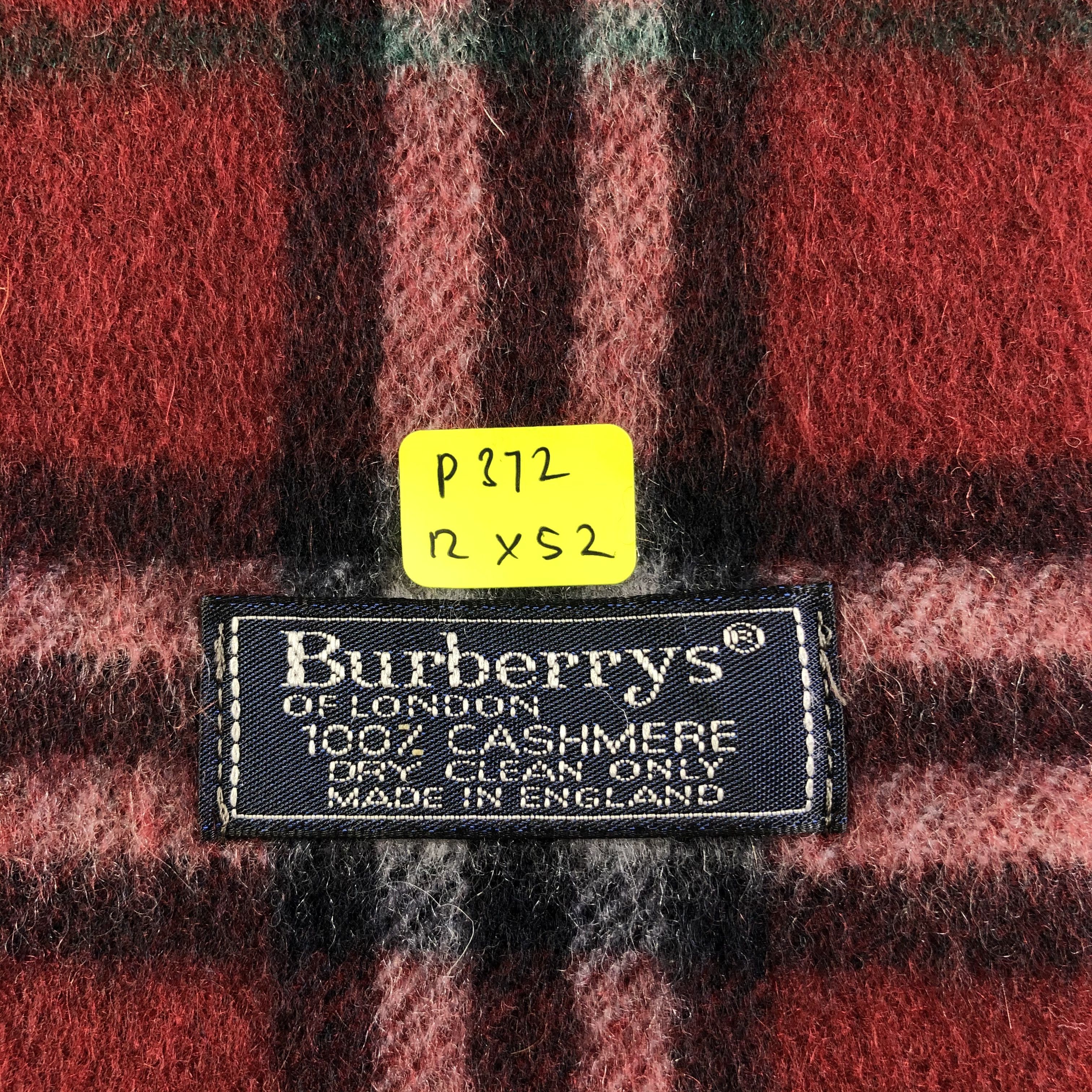 Burberry Burberrys Cashmere Scarf / Muffler / Neckwear Size ONE SIZE - 6 Thumbnail