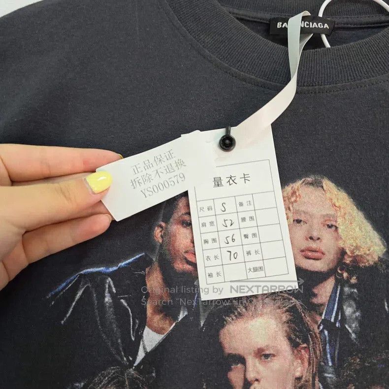 Balenciaga Balenciaga Portrait Printed T-shirt Size US S / EU 44-46 / 1 - 4 Thumbnail
