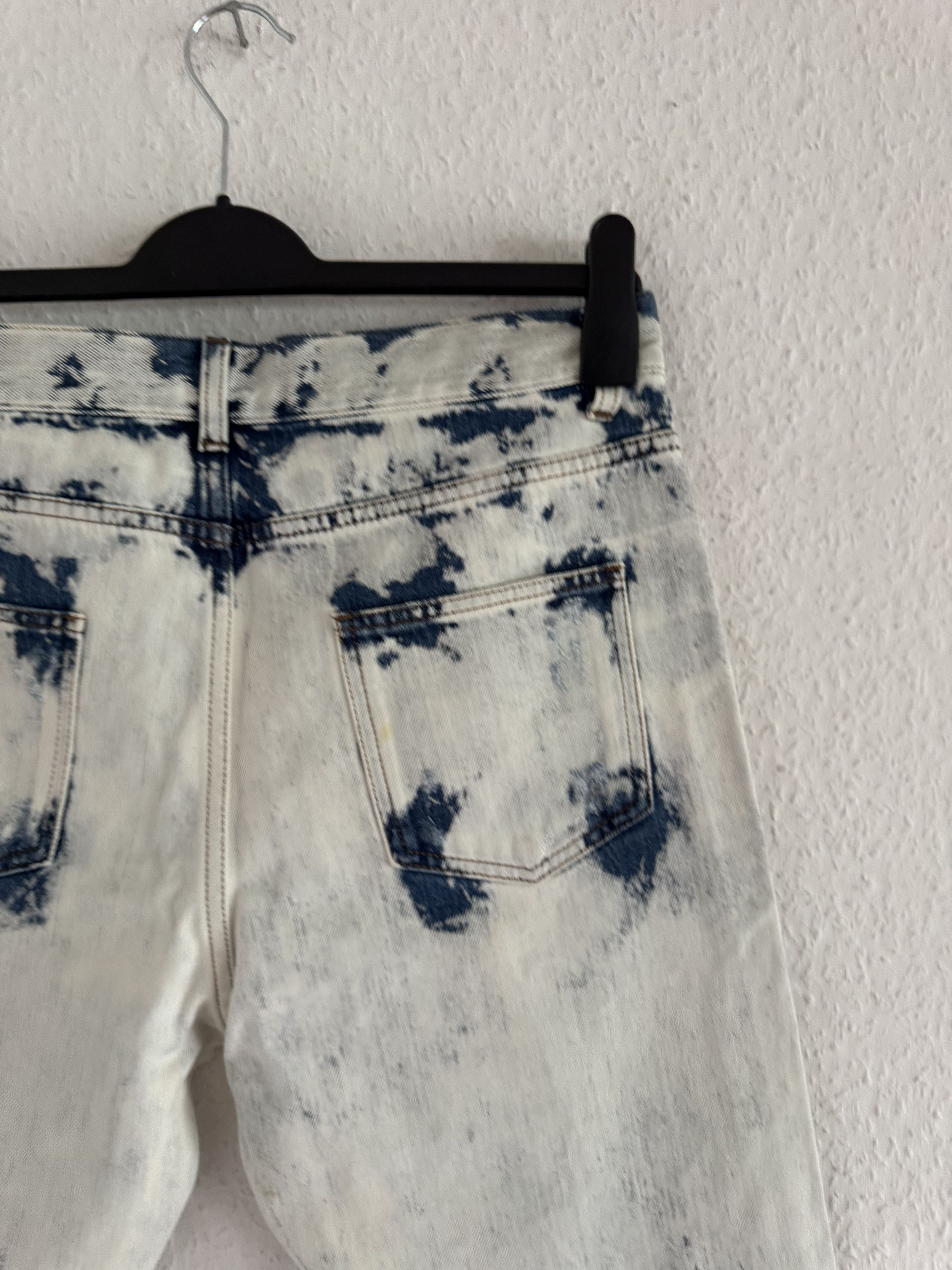 Gucci Bleached Boyfriend Jeans Size US 29 - 14 Thumbnail