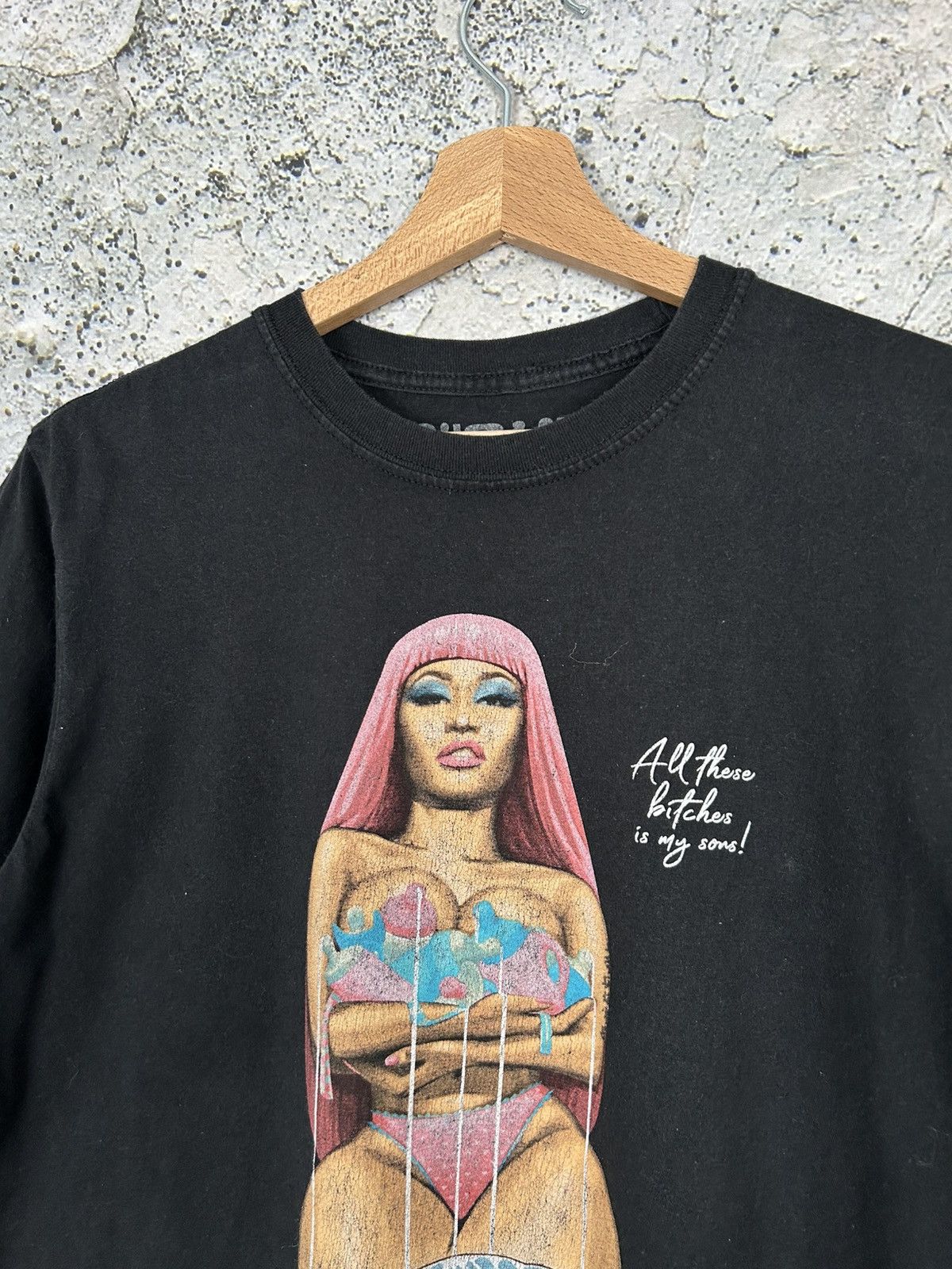 Band Tees Nicki Minaj 2019 World Tour Graphic Tee Streetwear Rap Skate Size US M / EU 48-50 / 2 - 4 Thumbnail