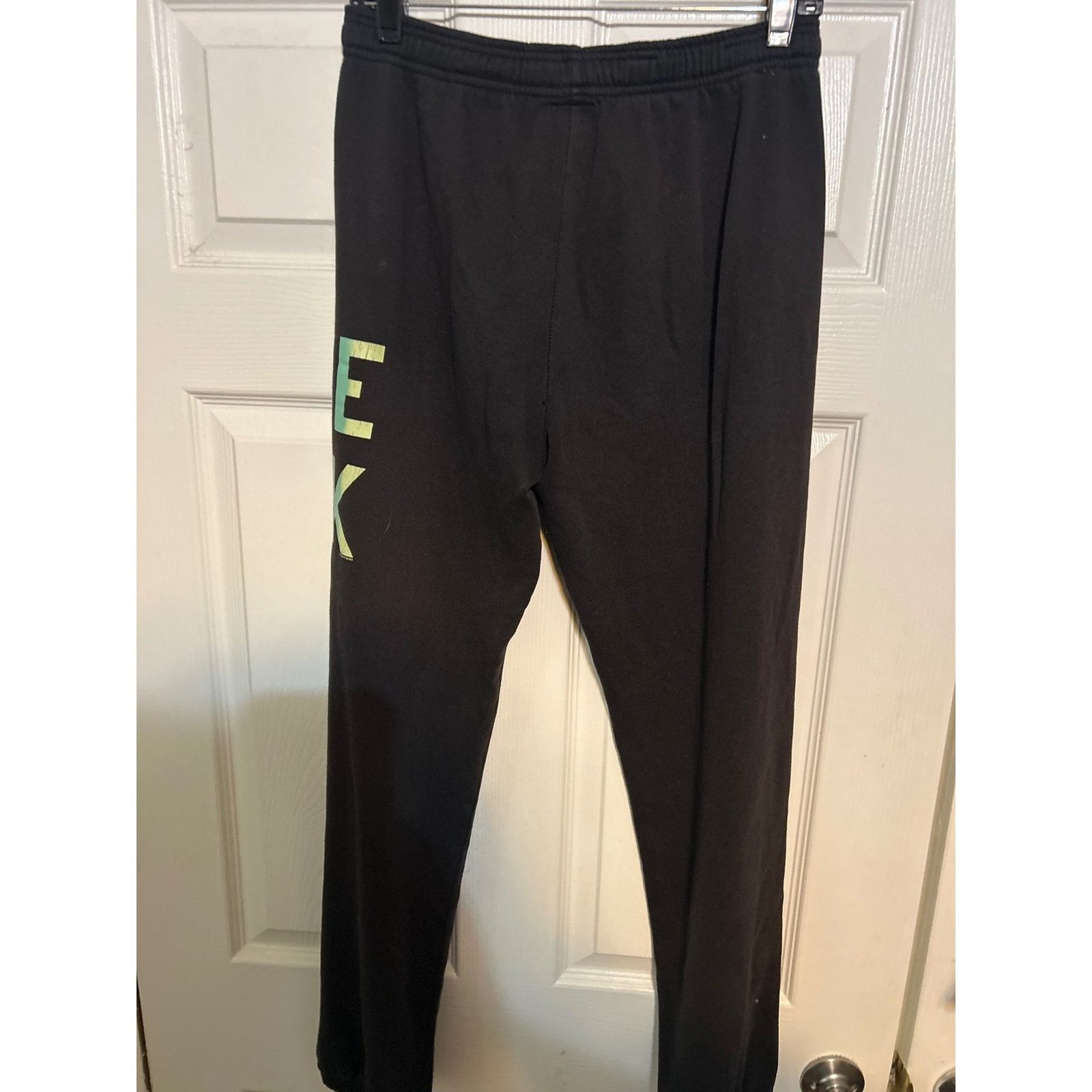 Victoria's Secret Victoria's Secret PINK Black Rainbow LOVE PINK Sweatpants XS Size 25" / US 0 / IT 36 - 4 Thumbnail