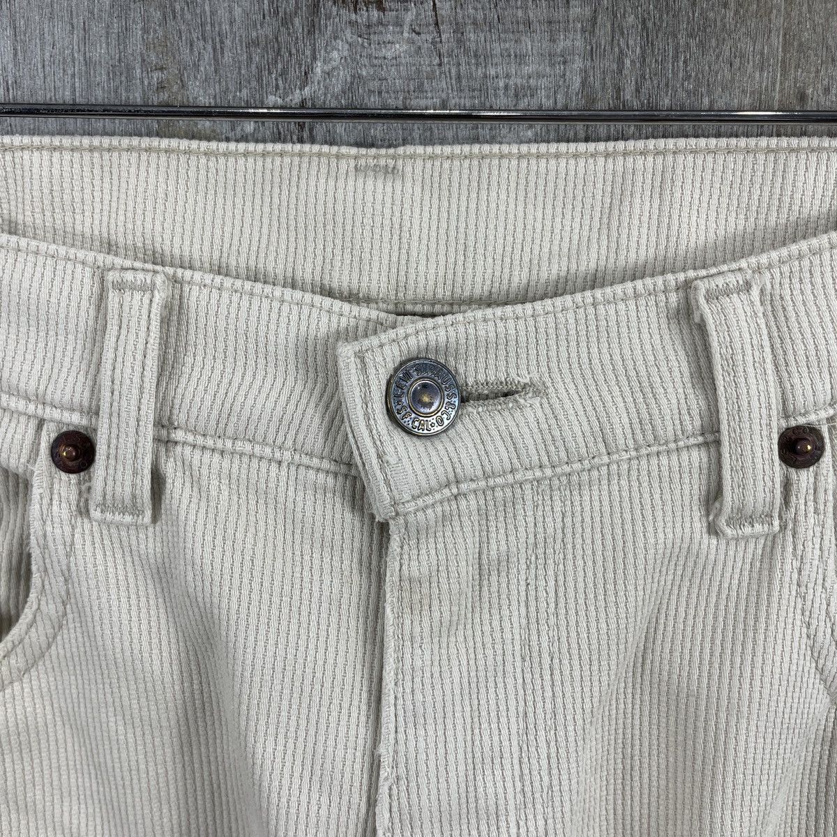 Levi's × Vintage Vintage Levi's 702 BIG E Corduroy Jeans Size US 30 / EU 46 - 7 Thumbnail