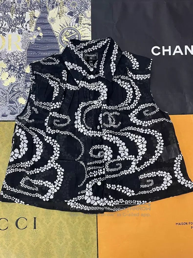Chanel Chanel Beach Series Black and White Printed Shirt Size XXS / US 00 / IT 34 - 1 Thumbnail