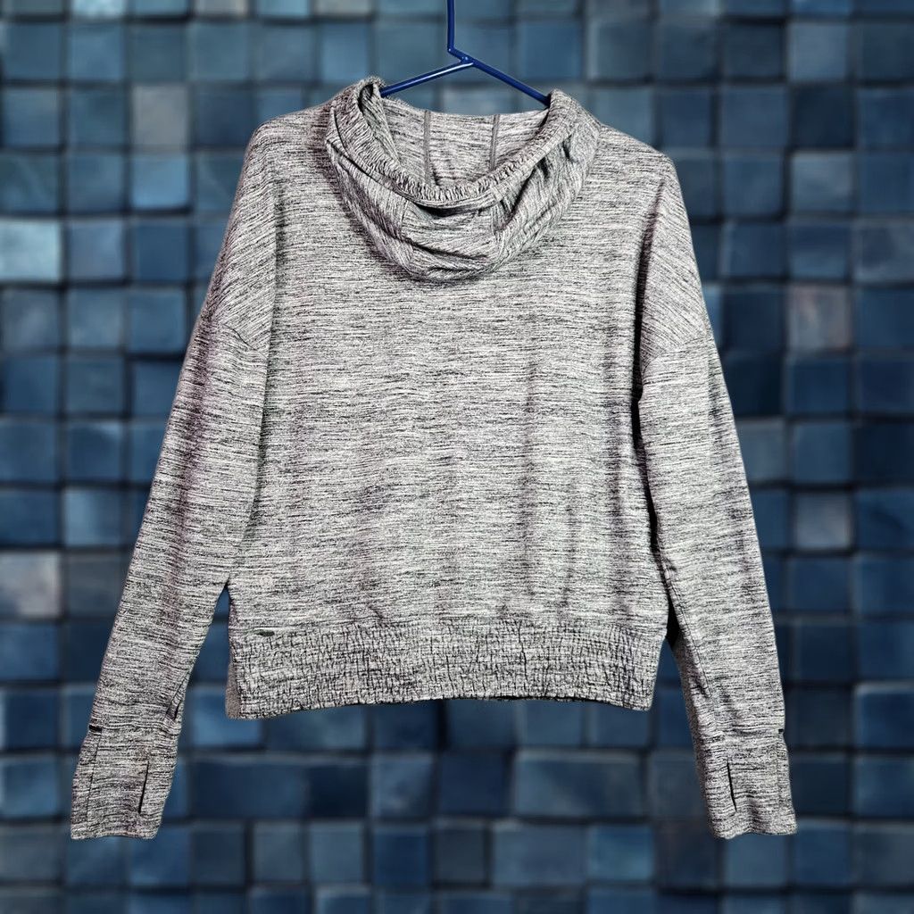 Lululemon Lululemon Hoodie Women's Regular Size 8 Gray Pullover Athleisure Pullover Size M / US 6-8 / IT 42-44 - 1 Thumbnail