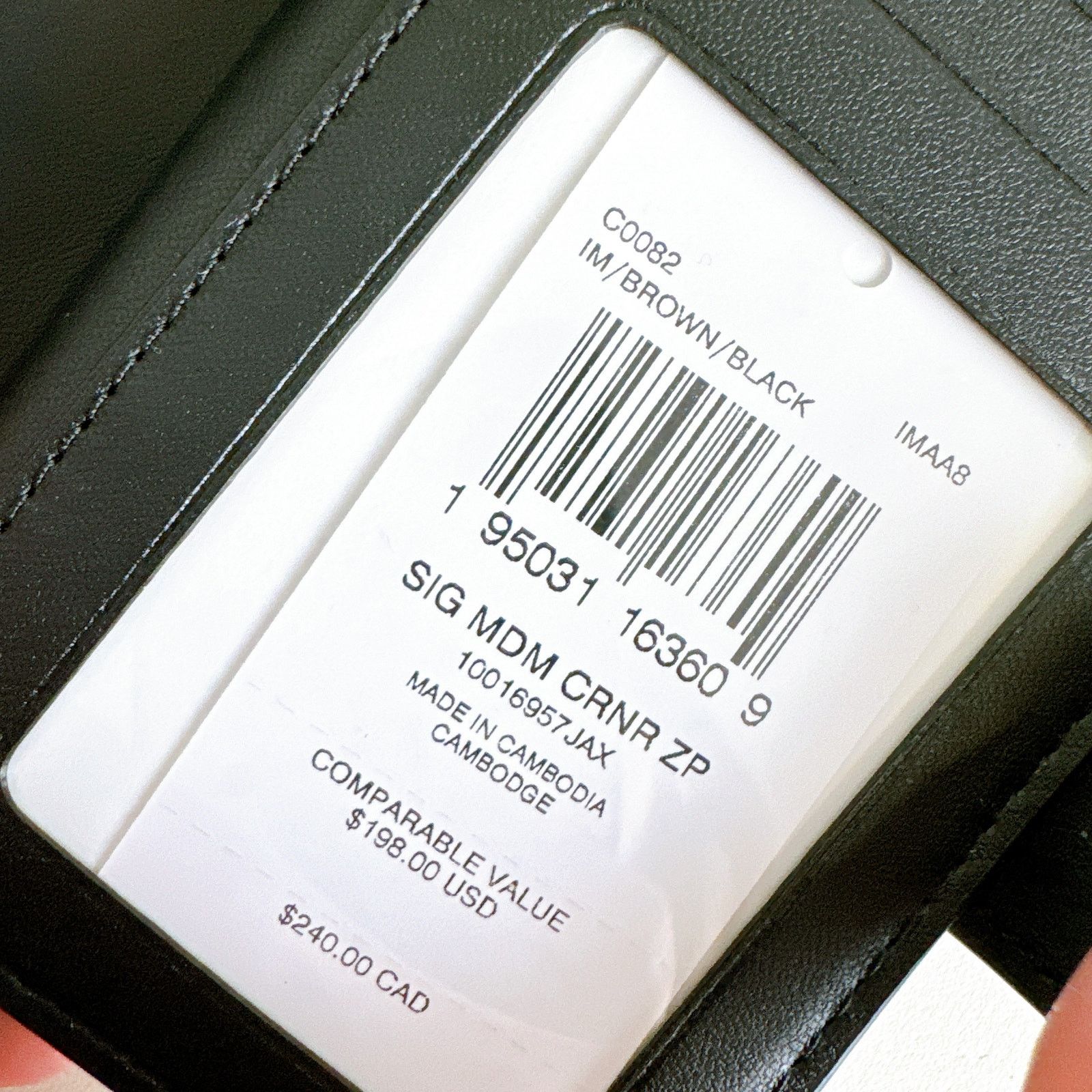 Coach Coach CO082 Corner Zip Signature Wallet IN Brown Black Size ONE SIZE - 7 Thumbnail