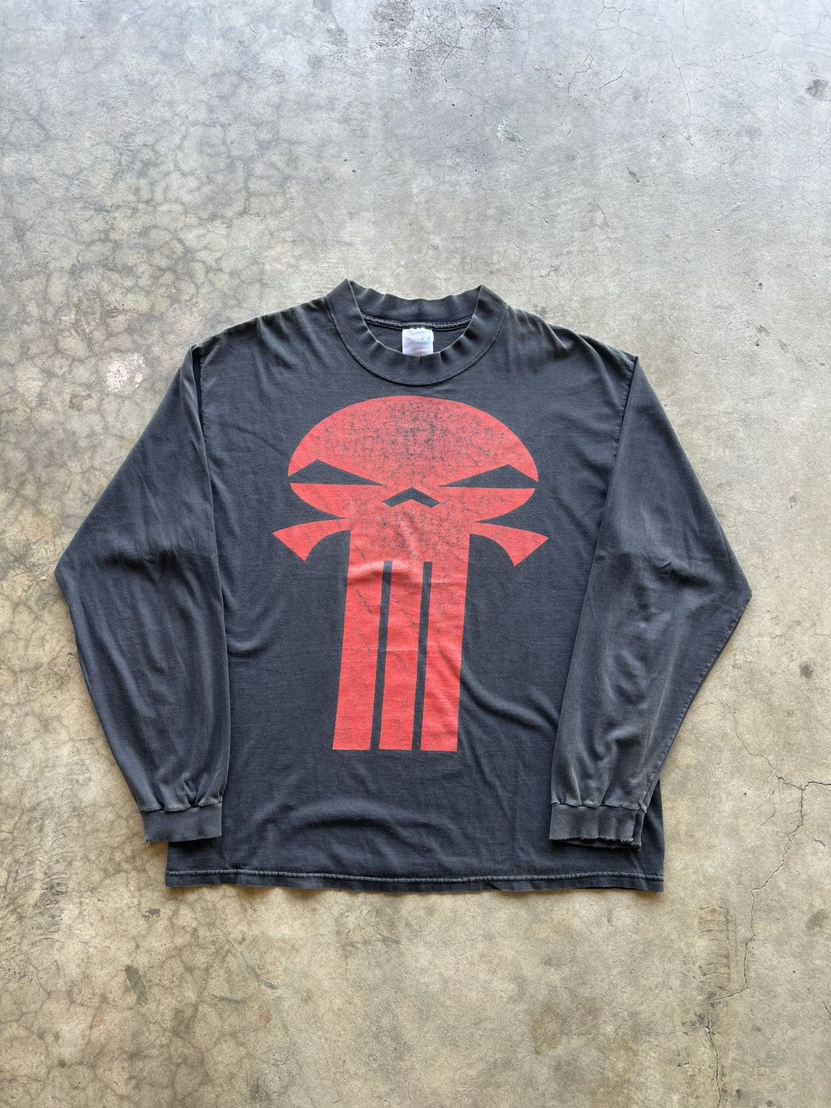 Marvel Comics 90’s Punisher Style Skull Long-sleeve Shirt Size US XL / EU 56 / 4 - 1 Preview