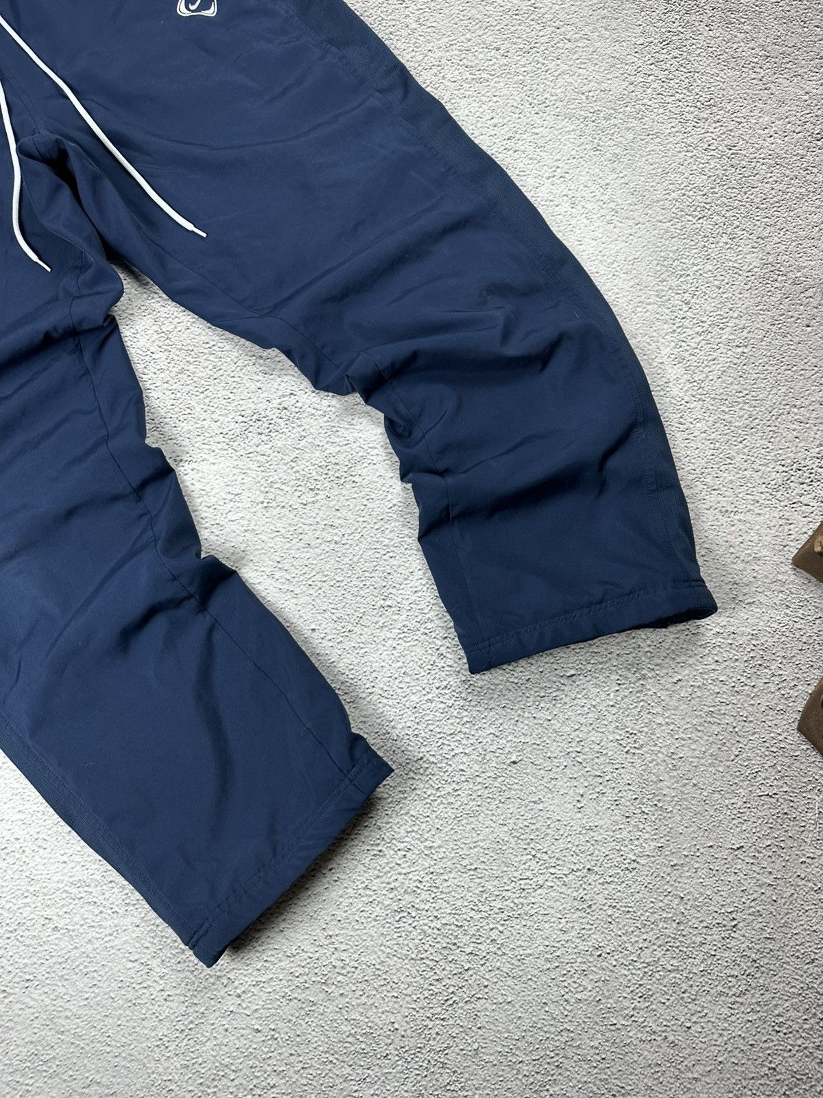 Nike Vintage Nike Nylon Track Pants Drill Y2K Style Baggy Size US 34 / EU 50 - 4 Thumbnail