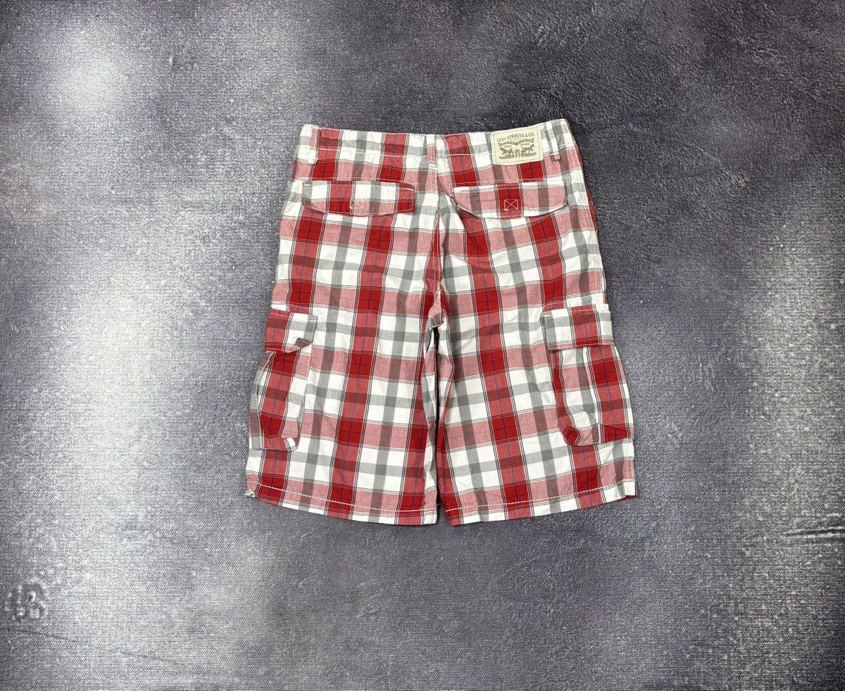 Levi's Vintage Levi’s Y2K Men’s Casual Dad Hype Cargo Shorts Size US 29 - 1 Thumbnail