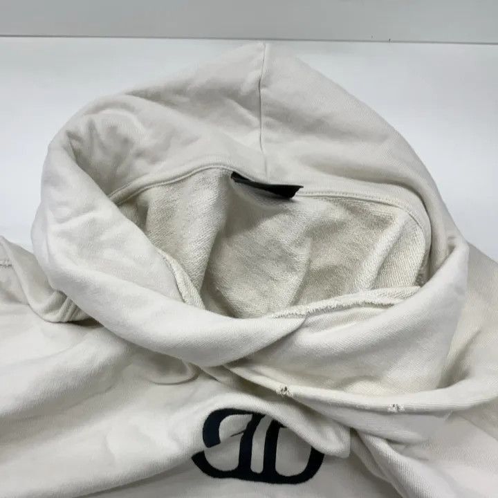 Balenciaga Balenciaga Balenciaga Be Different Hoodie for Men and Wome Size US M / EU 48-50 / 2 - 7 Thumbnail