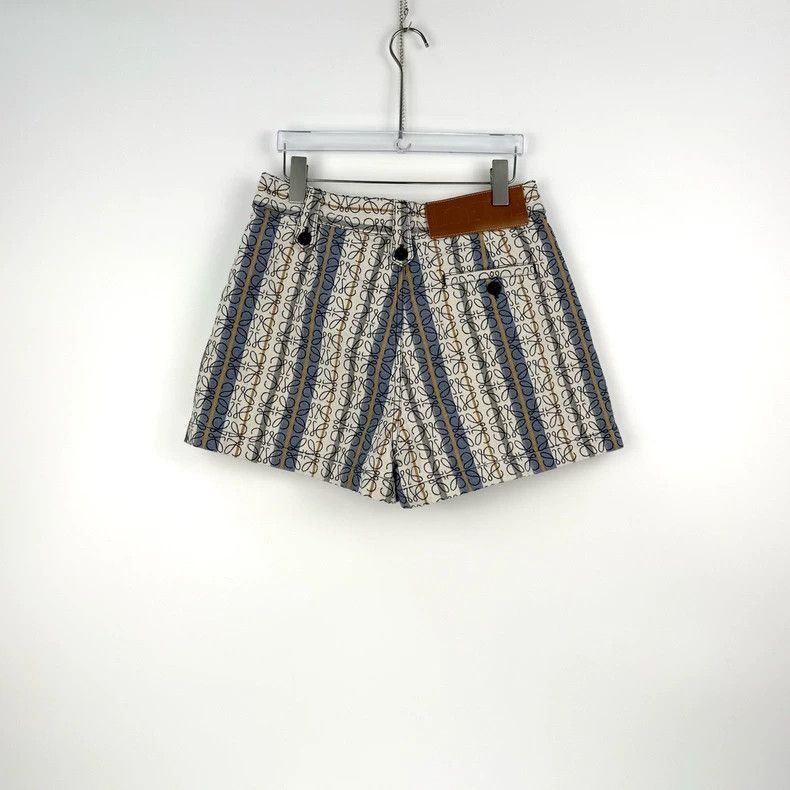 Loewe LOEWE Logo leather shorts Size 25" / US 0 / IT 36 - 4 Thumbnail