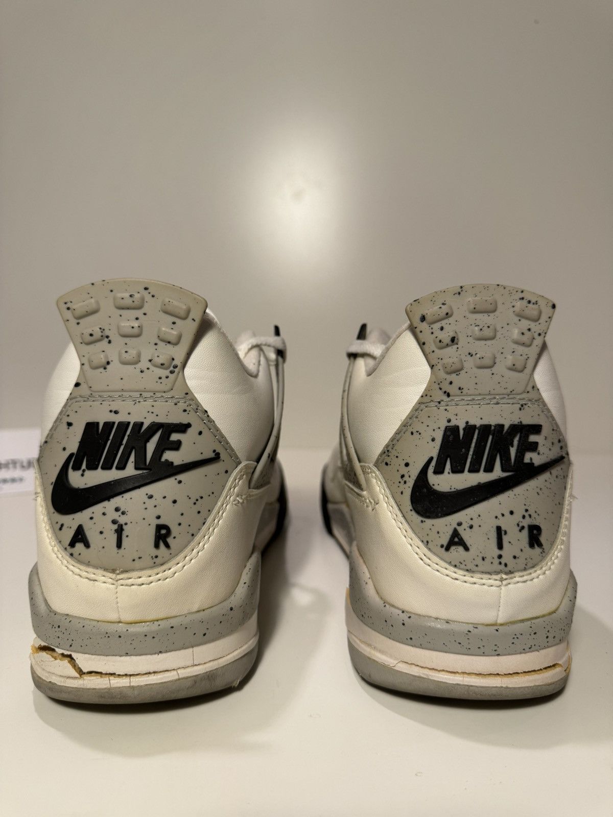 Jordan Brand Jordan White Cement 4 FINAL PRICE DROP!! Size US 11 / EU 44 - 9 Thumbnail