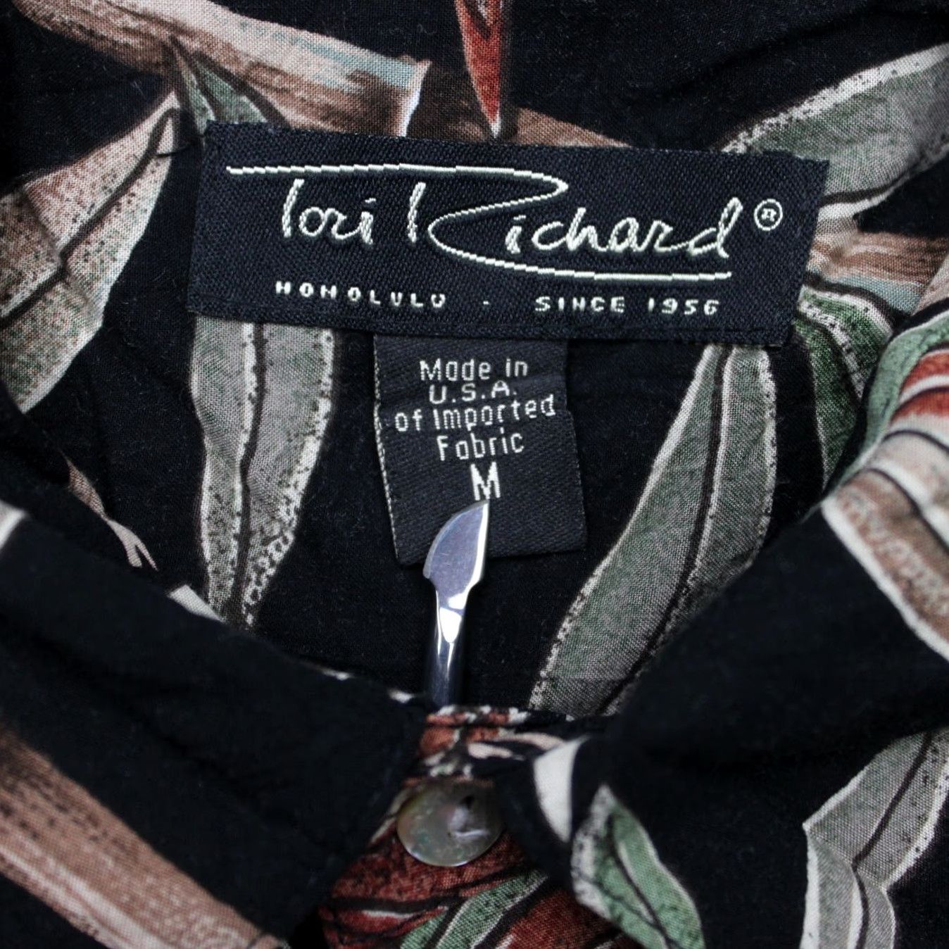 Tori Richard Tori Richard Shirt Mens Medium Black Floral 100% Viscose Short Sleeve Hawaiian Shirt Size US M / EU 48-50 / 2 - 6 Thumbnail