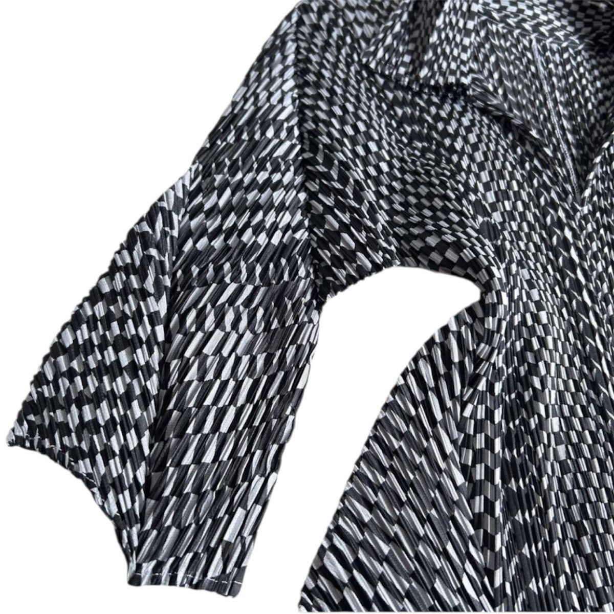 Pleats Please Issey Miyake FREE TARIFF Pleats Please Pleated Tribal Patterned Size M / US 6-8 / IT 42-44 - 7 Thumbnail