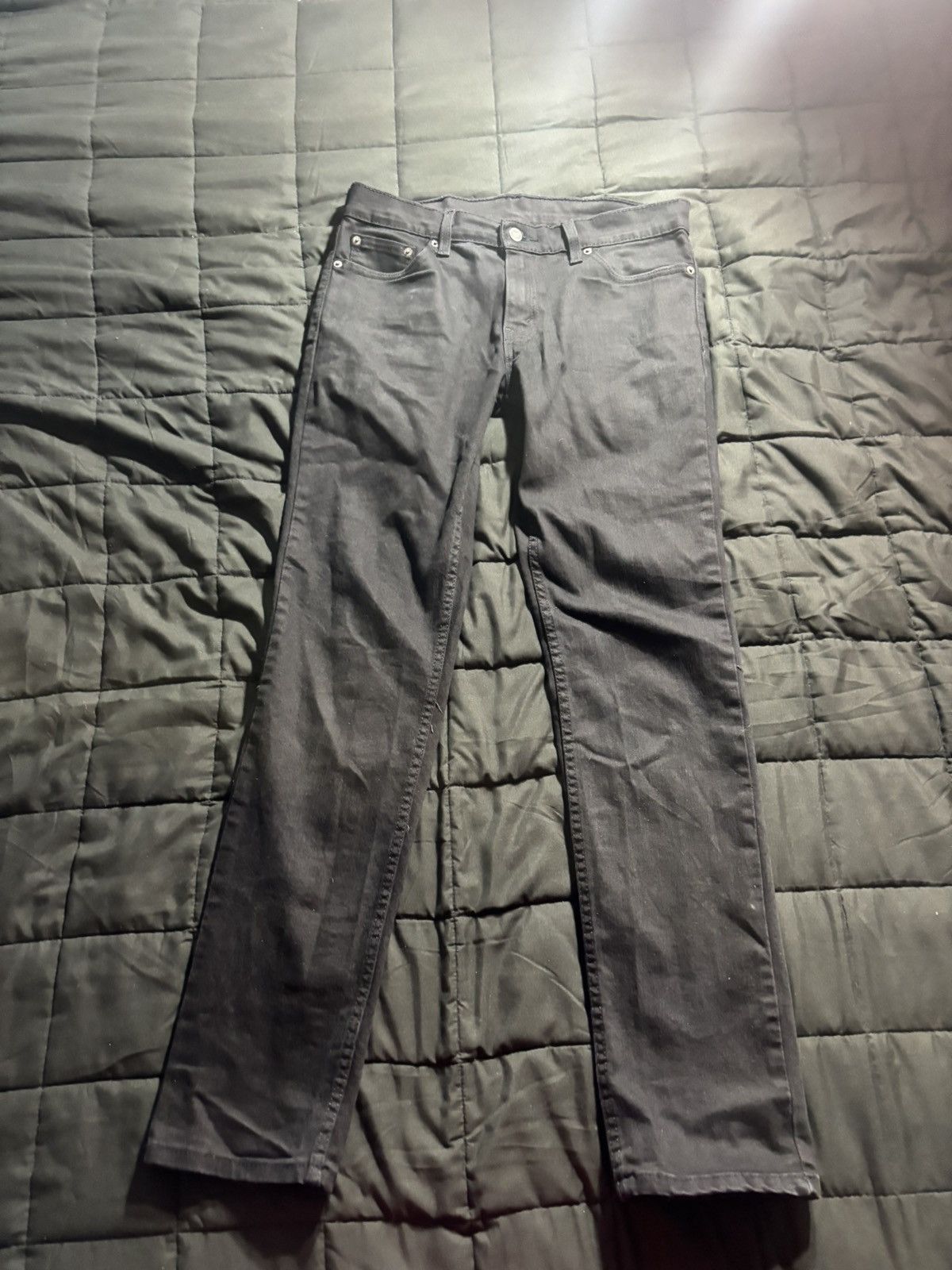 Levi's Levi’s Black Low Rise Size US 30 / EU 46 - 1 Thumbnail