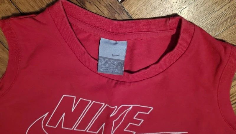 Nike Tank Top Nike red, size M Size US M / EU 48-50 / 2 - 6 Thumbnail