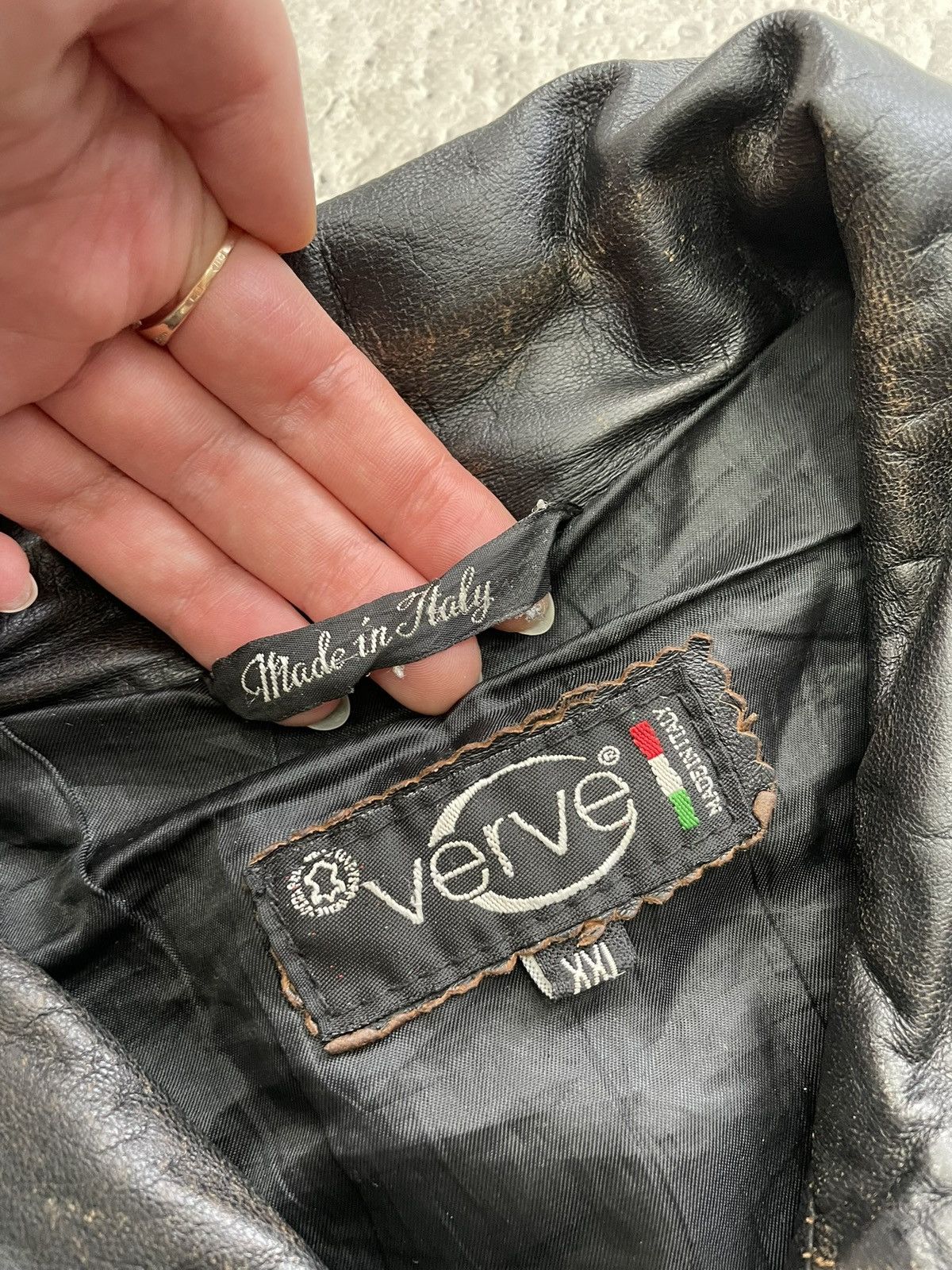Vera Pelle Hype schott style faded distressed leather jacket 90s Size US XL / EU 56 / 4 - 4 Thumbnail