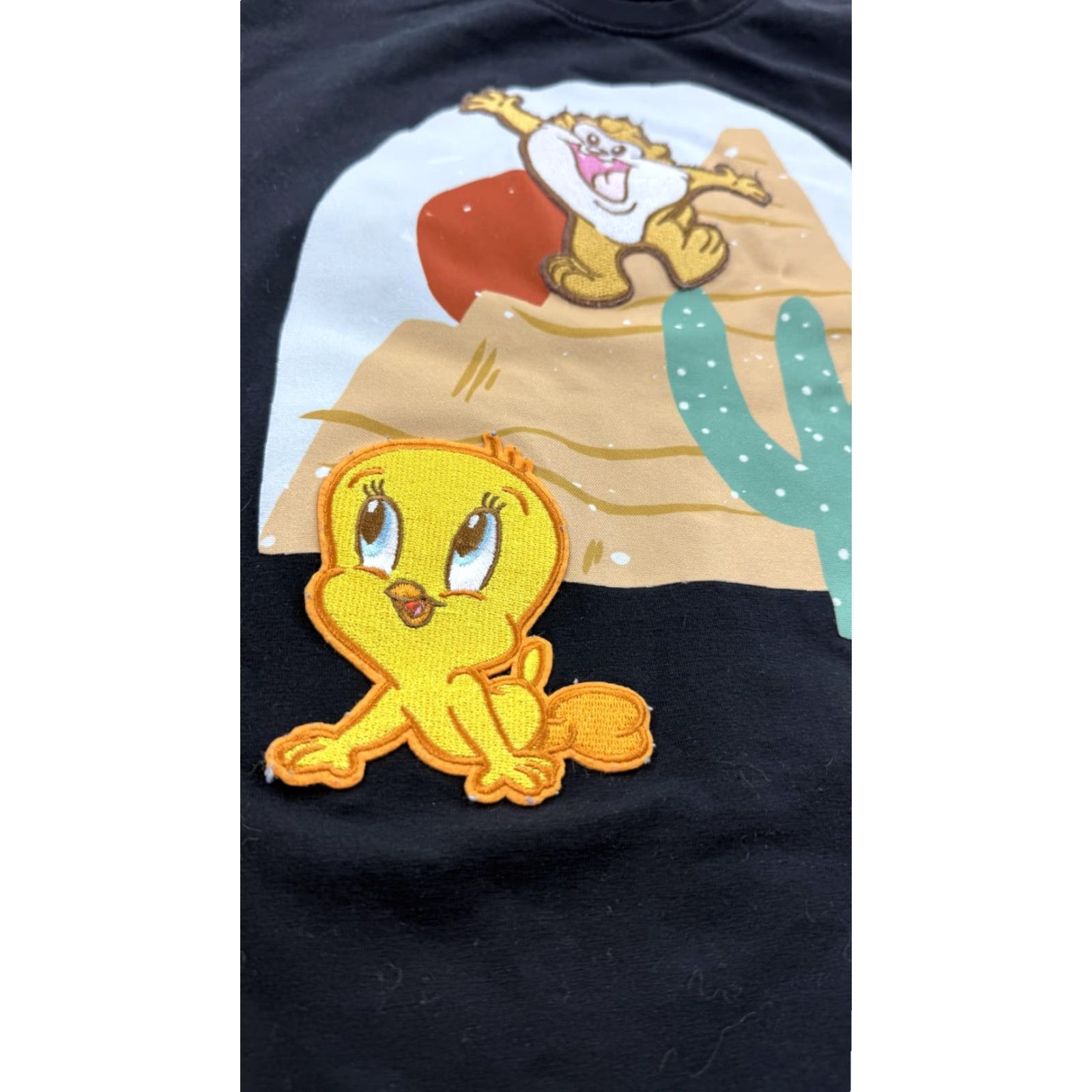 Vintage VINTAGE Looney Tunes T-Shirt Mens Medium Cartoon Embroidered Tee Short Sleeve Black Mens Size US M / EU 48-50 / 2 - 2 Thumbnail