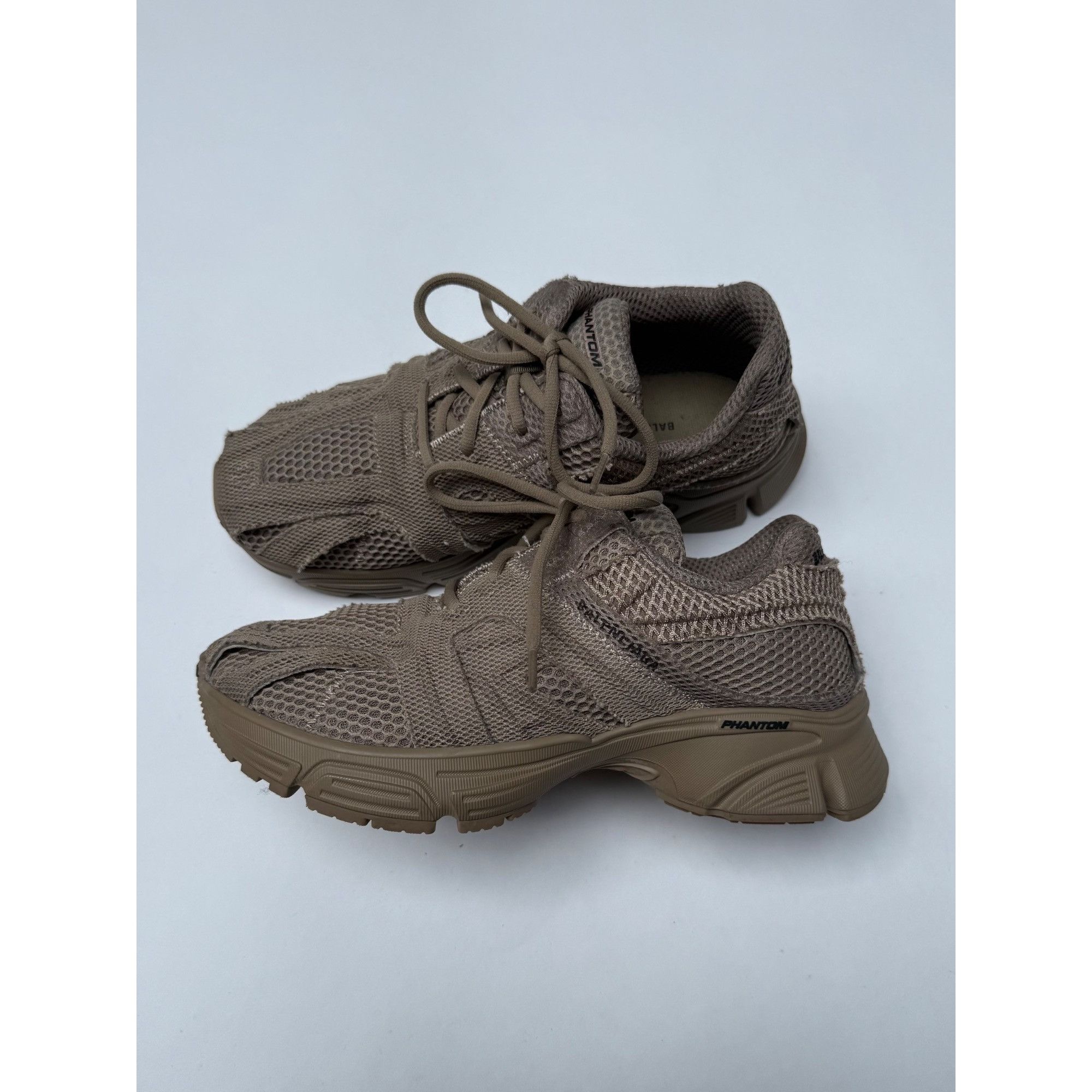 BALENCIAGA Beige Phantom Trainers — Streetwear, Sneakerhead,