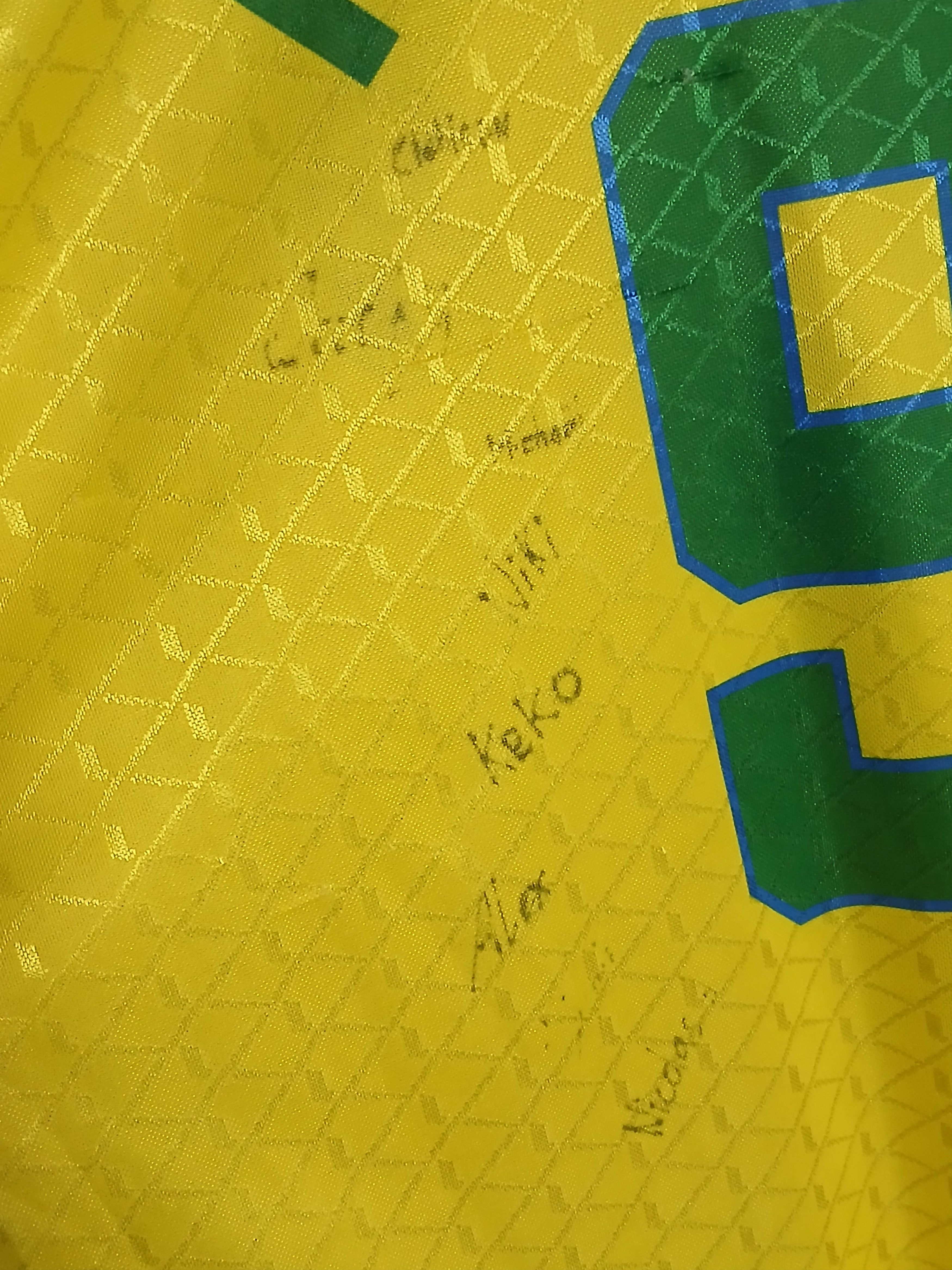 Vintage Brazil National Football Team Ronaldo Jersey T-Shirt Size US XXL / EU 58 / 5 - 9 Thumbnail