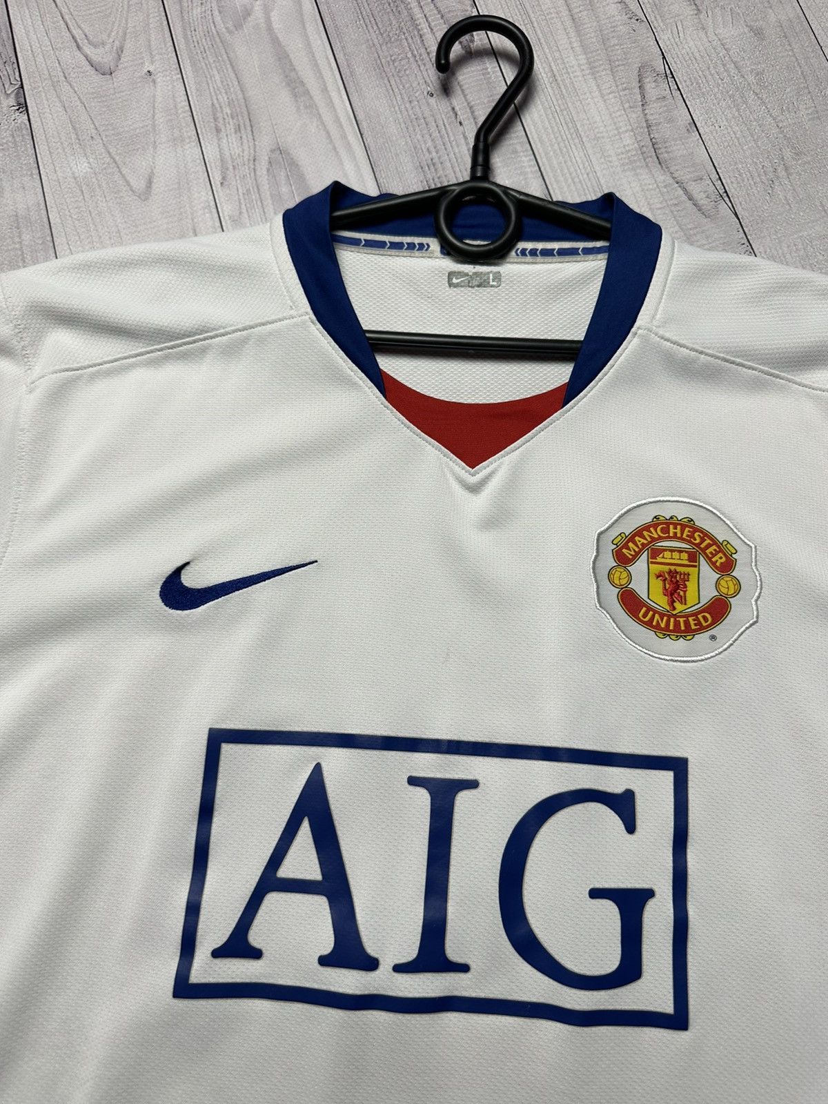 Nike × Vintage Vintage Nike Manchester United soccer jersey size L white Size US L / EU 52-54 / 3 - 4 Thumbnail
