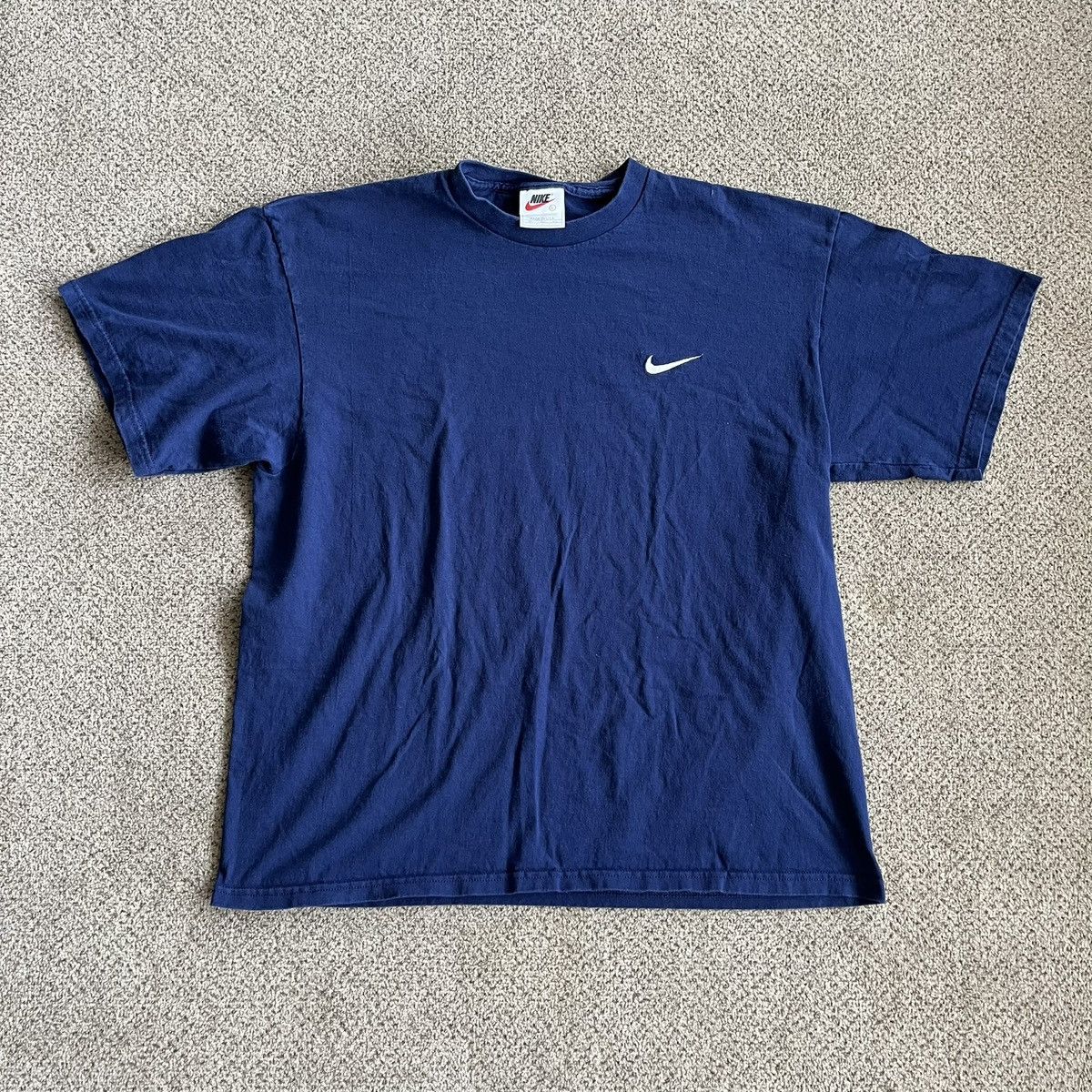 Nike Vintage 90s Nike Embroidered Swoosh Tee Basic Essential Size US L / EU 52-54 / 3 - 1 Thumbnail
