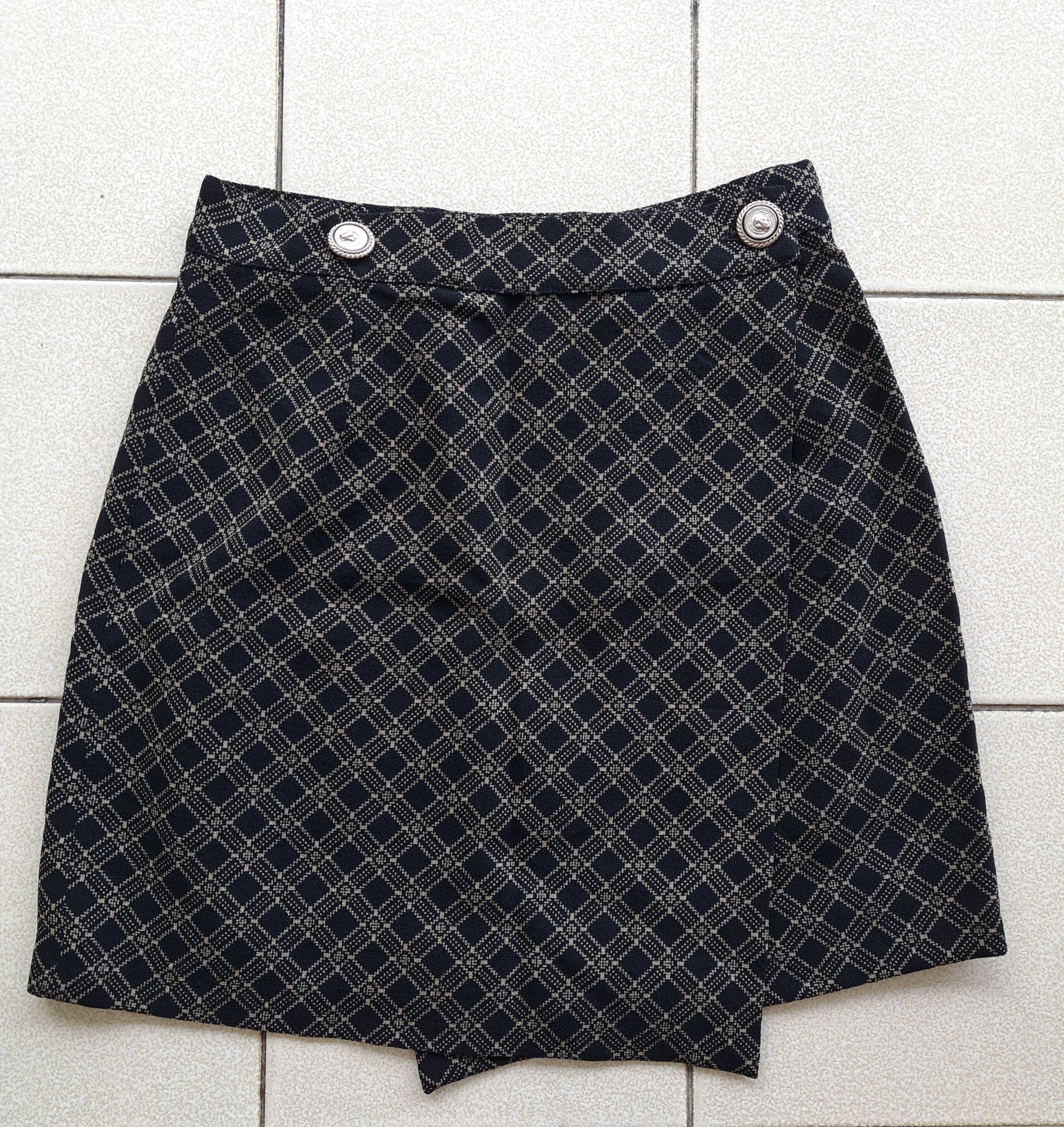 image of Versace Versus Gianni Wool Skirt, Women's (Size 26)