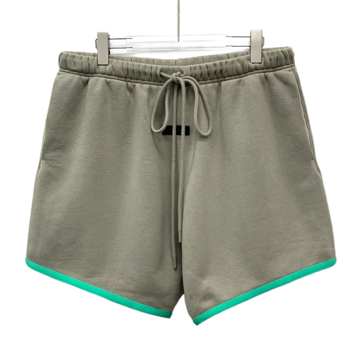 Fear of God Fear Of God Essentials Taupe Drawstring Casual Shorts K26WX Size 27" / US 4 / IT 40 - 1 Thumbnail