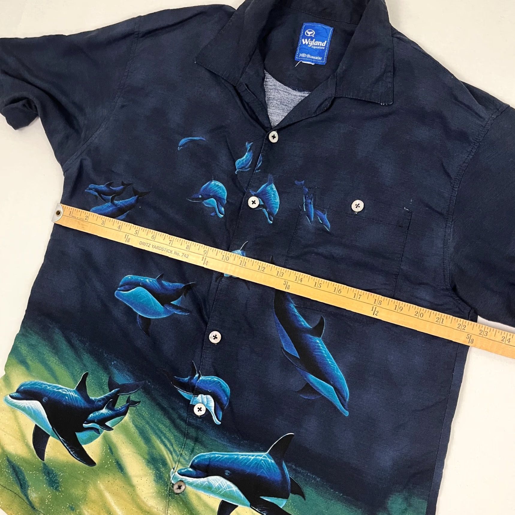 Vintage VINTAGE AFTCO Shirt Men L / XL Bluewater Wyland Signature Blue Dolphin Hawaiian Camp AOP Shirt Size US L / EU 52-54 / 3 - 5 Thumbnail