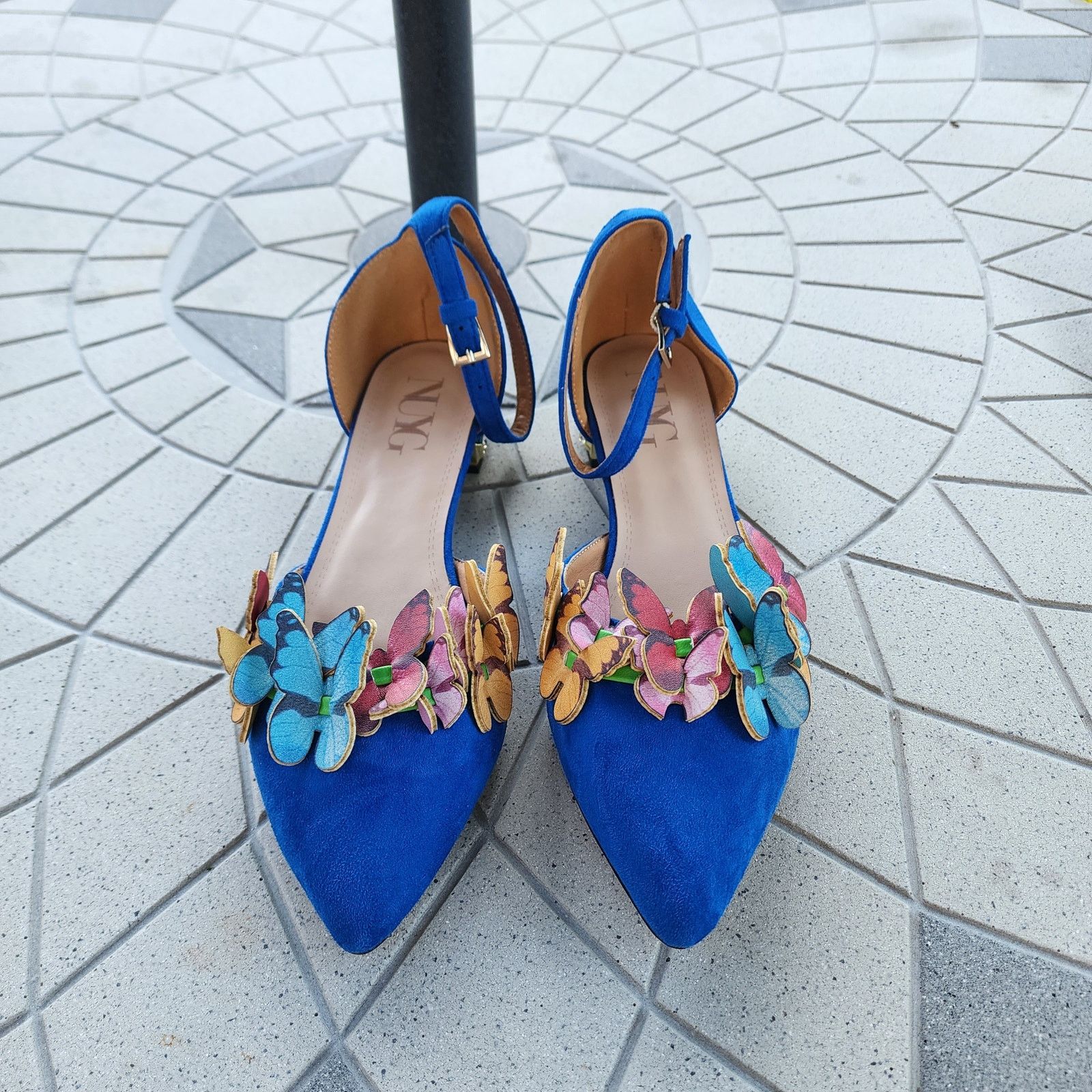 Designer NUYG 3D Butterfly Appliqué Faux Suede Gem Embellished Flats Size US 9 / IT 39 - 4 Thumbnail