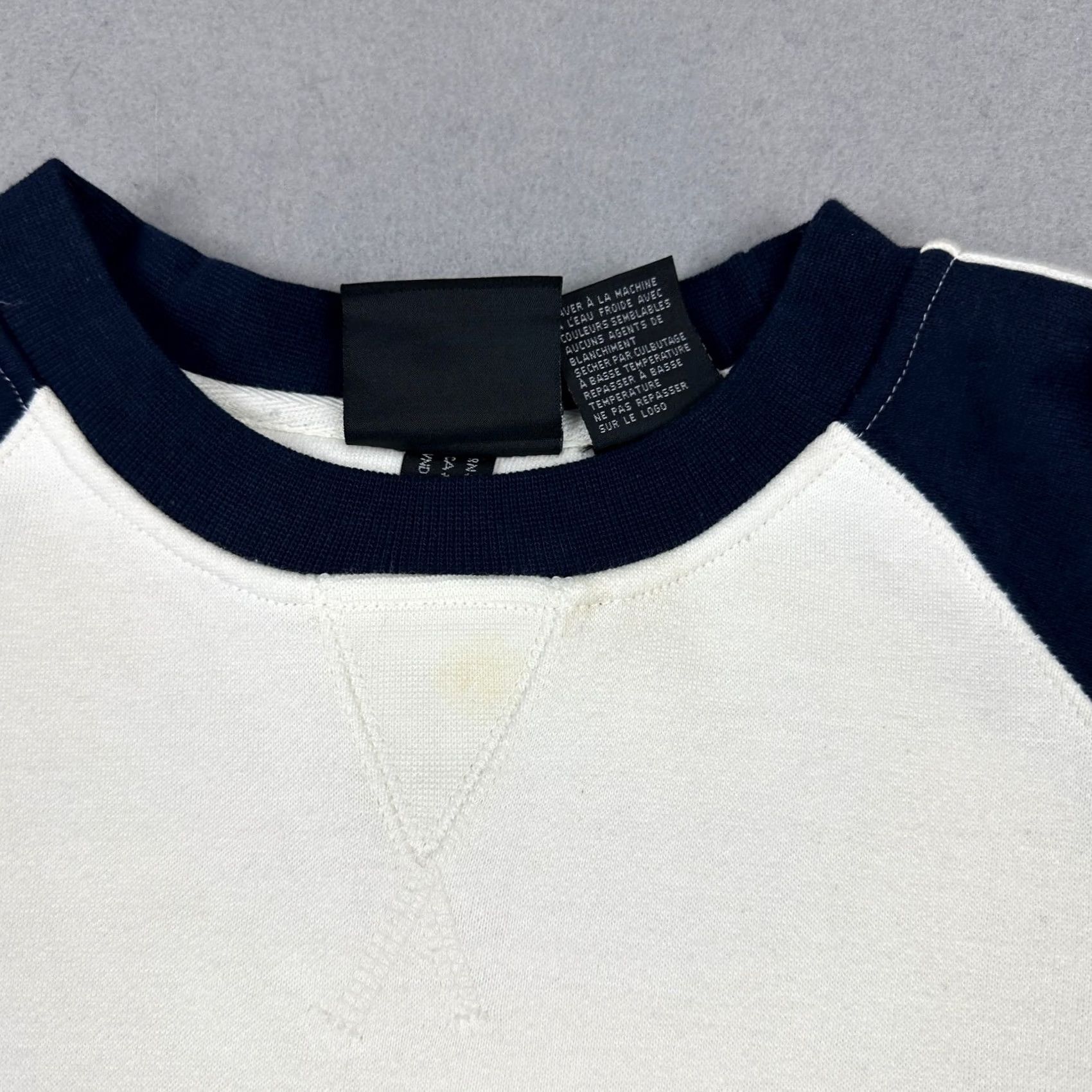 Rocawear VINTAGE Rocawear Sweater Men XL Blue Pullover Crewneck Hip Hop Deadstock Y2K Size US XL / EU 56 / 4 - 7 Thumbnail