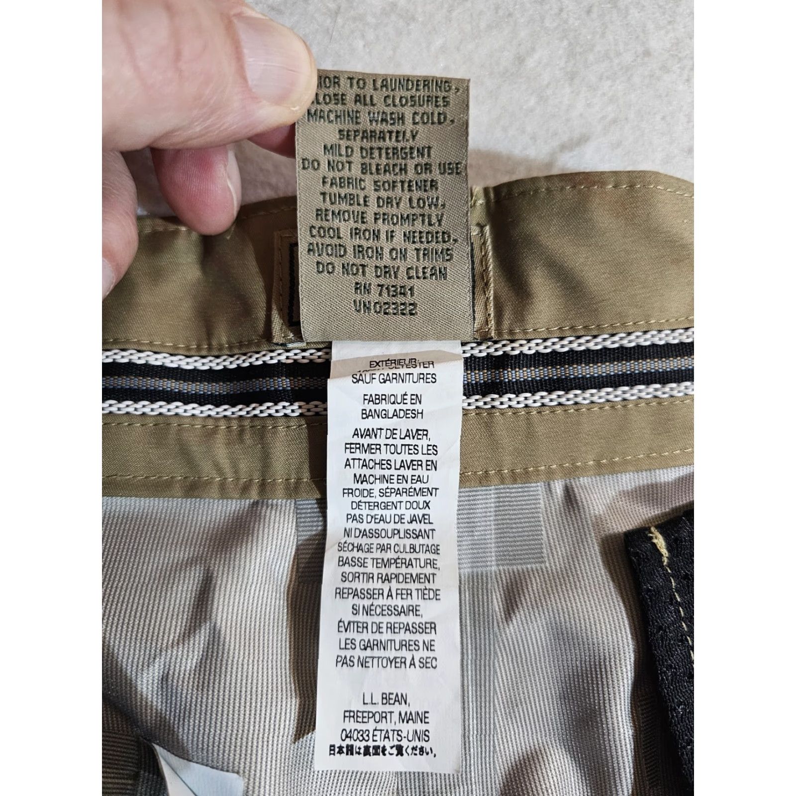 Vintage LL Bean Classic Polyester Hiking Pants Rain Resistant Mens 42x29 Reinforced Beige 5-Pocket Design Moisture Wicking Quick Dry Stretch Size US 42 / EU 58 - 6 Thumbnail