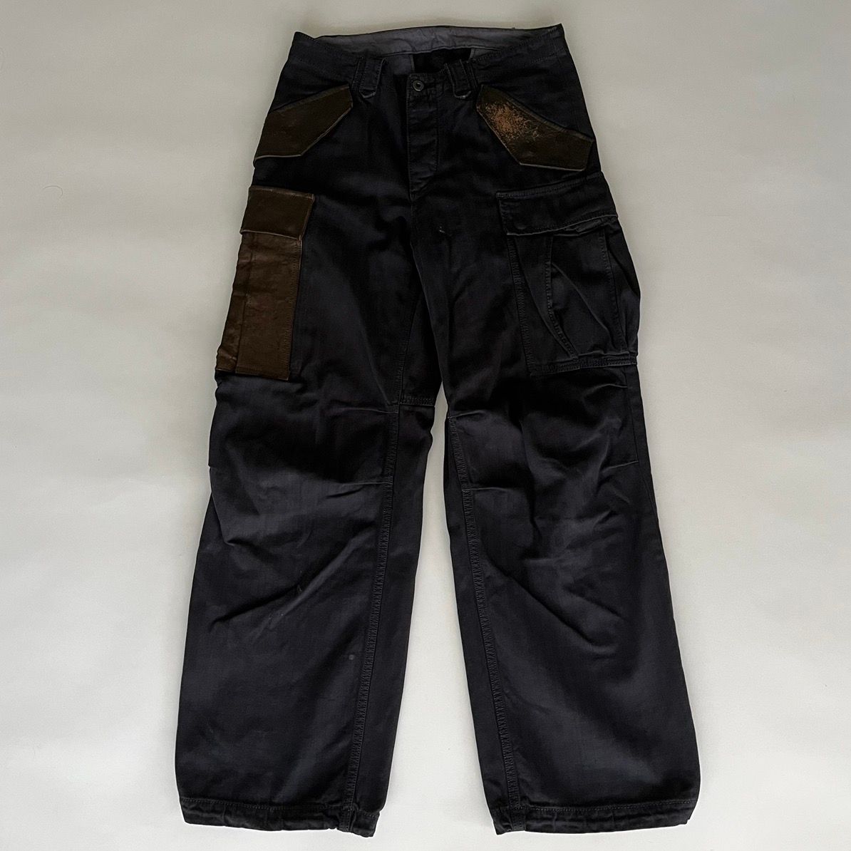 Pre-owned Isamu Katayama Backlash Aw11 Cow Leather Pocket Cargo Pants In Black
