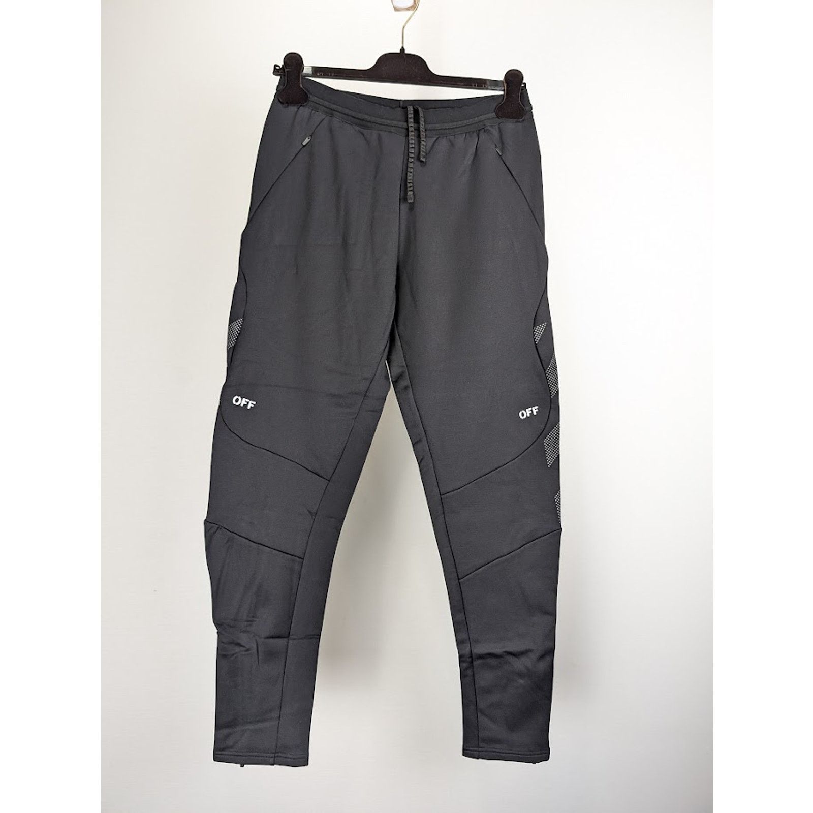 Off-White o1rshd1 Full Diag Sport Sweatpants & Joggers in Black/White Size US 36 / EU 52 - 1 Thumbnail