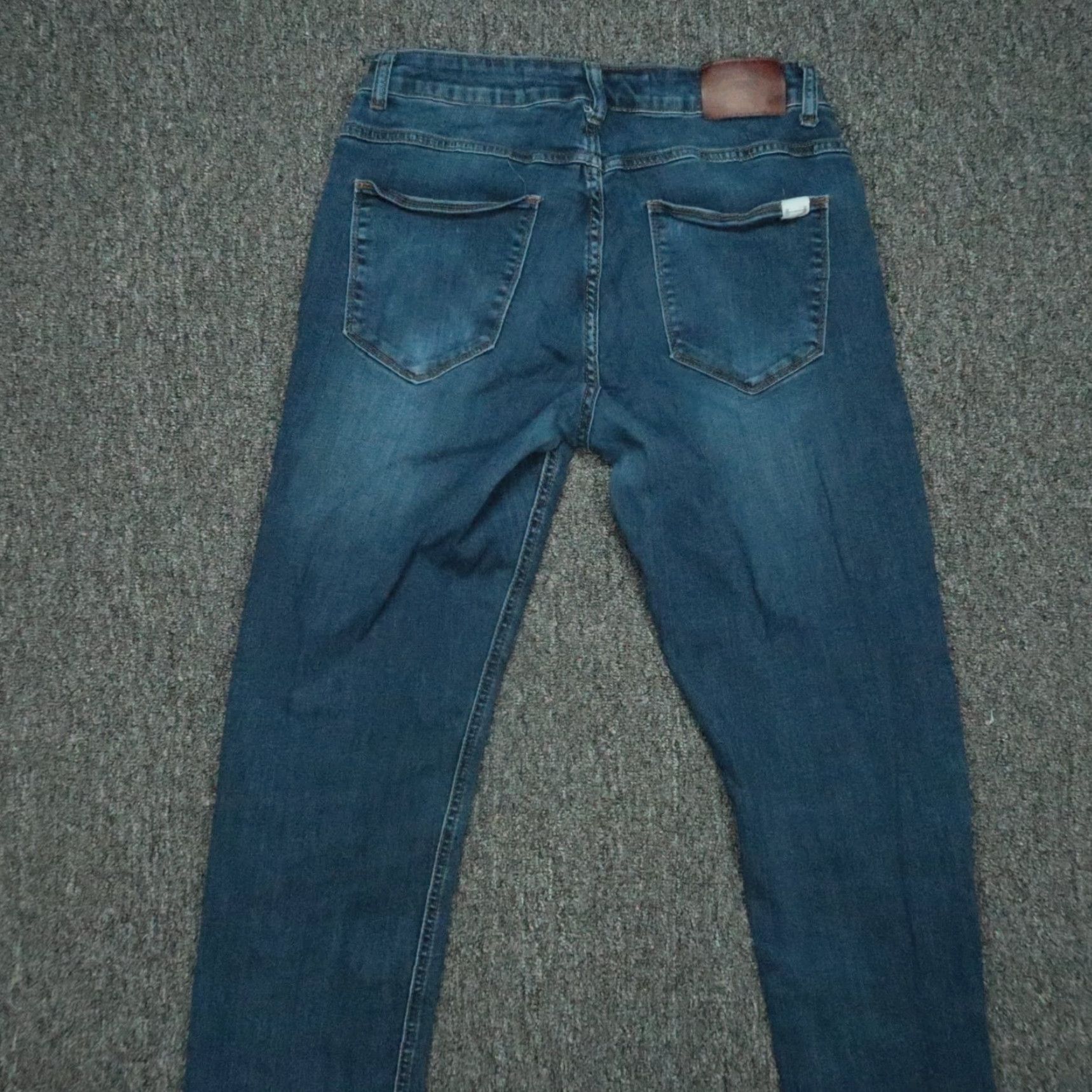 Vintage Barbell Jeans Mens 30x33 Athletic Fit 5 Pocket Medium Wash Blue Stretch Size US 30 / EU 46 - 4 Thumbnail