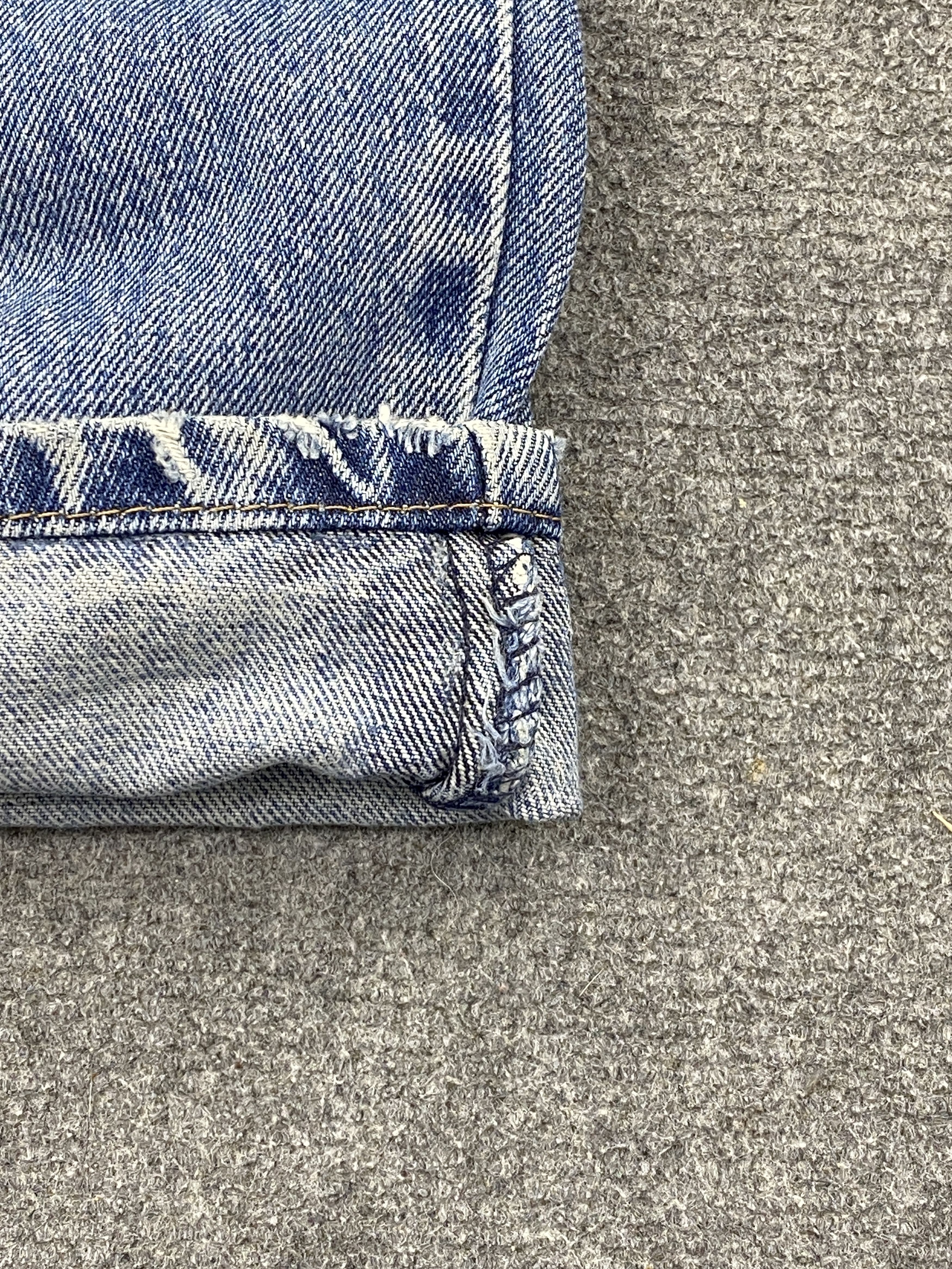 Levi's Vintage Levi's 505 Blue Denim Jeans DP2693 Size US 31 - 8 Thumbnail