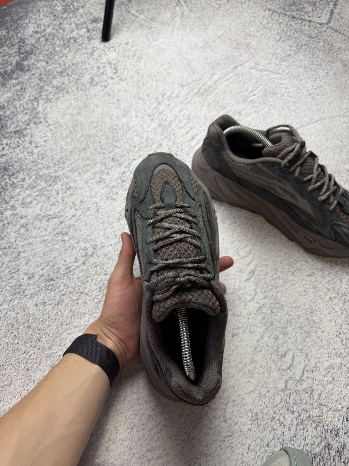 Adidas × Kanye West Adidas Yeezy Boost 700 v2 size 9 Size US 9 / EU 42 - 16 Thumbnail