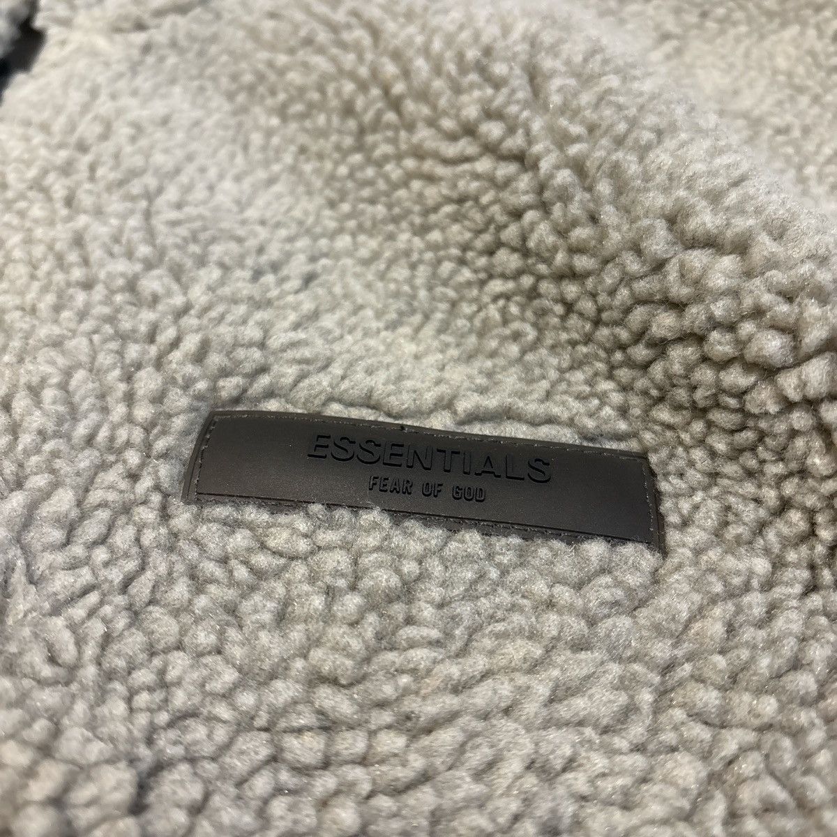 Fear of God Essentials Polar Fleece Half Zip Oatmeal Size US L / EU 52-54 / 3 - 3 Thumbnail