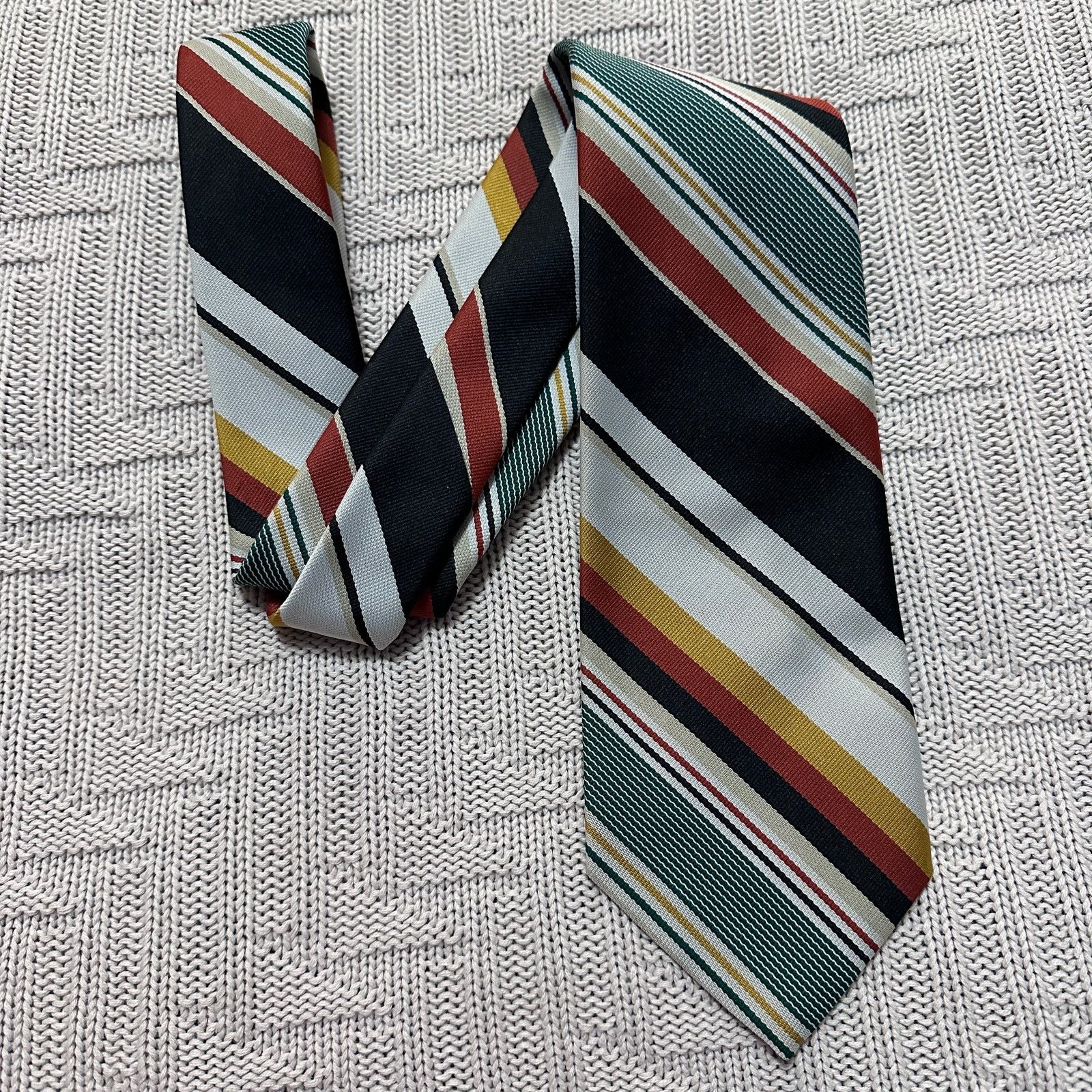 Vintage Vintage Interwoven retro 70s striped men's tie Size ONE SIZE - 1 Thumbnail