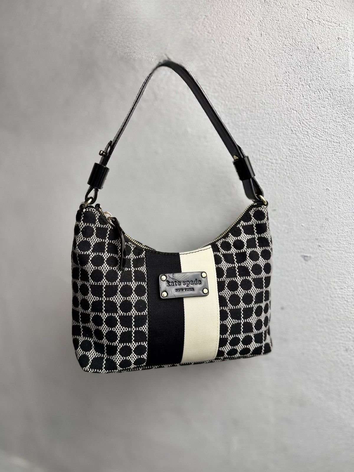 Kate Spade Kate Spade New York Monogram Shoulder Bag Canvas Baguette Size ONE SIZE - 1 Thumbnail