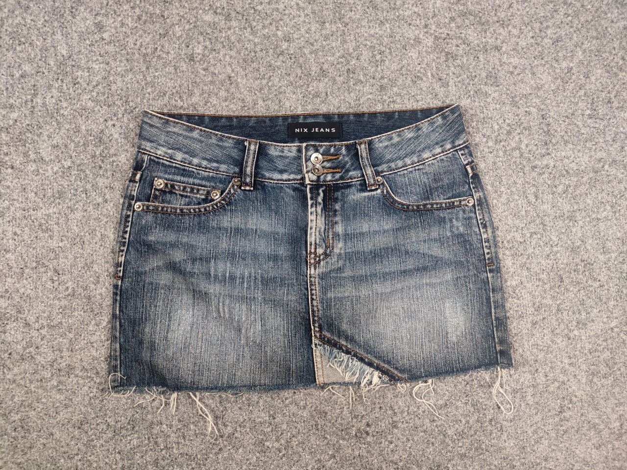 Le Grande Bleu (L.G.B.) le grande bleu (l.g.b.) Style Mini Skirt Vintage denim Y2K Size 28" / US 6 / IT 42 - 7 Thumbnail