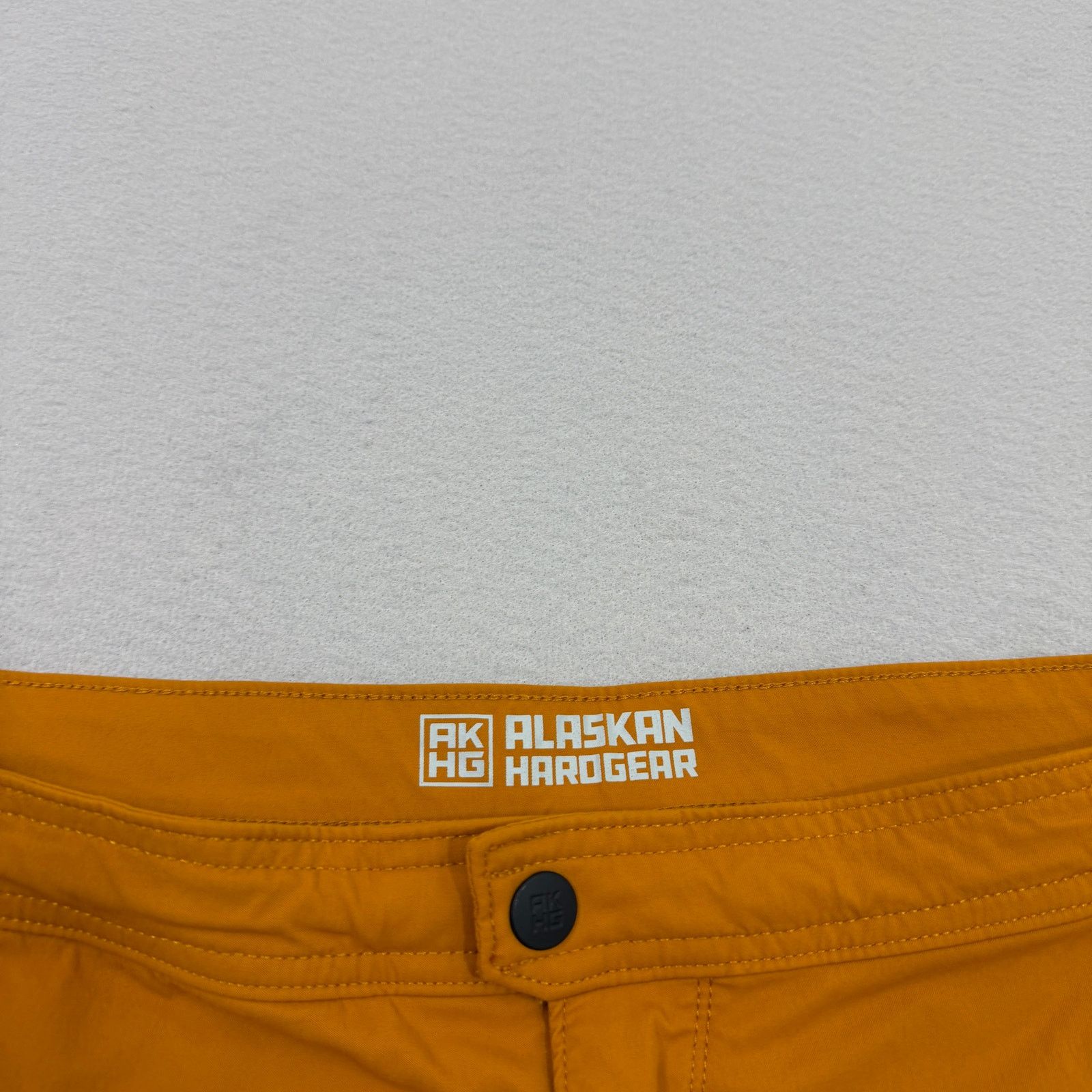 Duluth Trading Company Alaskan Hardgear Free Rein Shorts Men's 38 Orange 10" Inseam Size US 38 / EU 54 - 3 Thumbnail